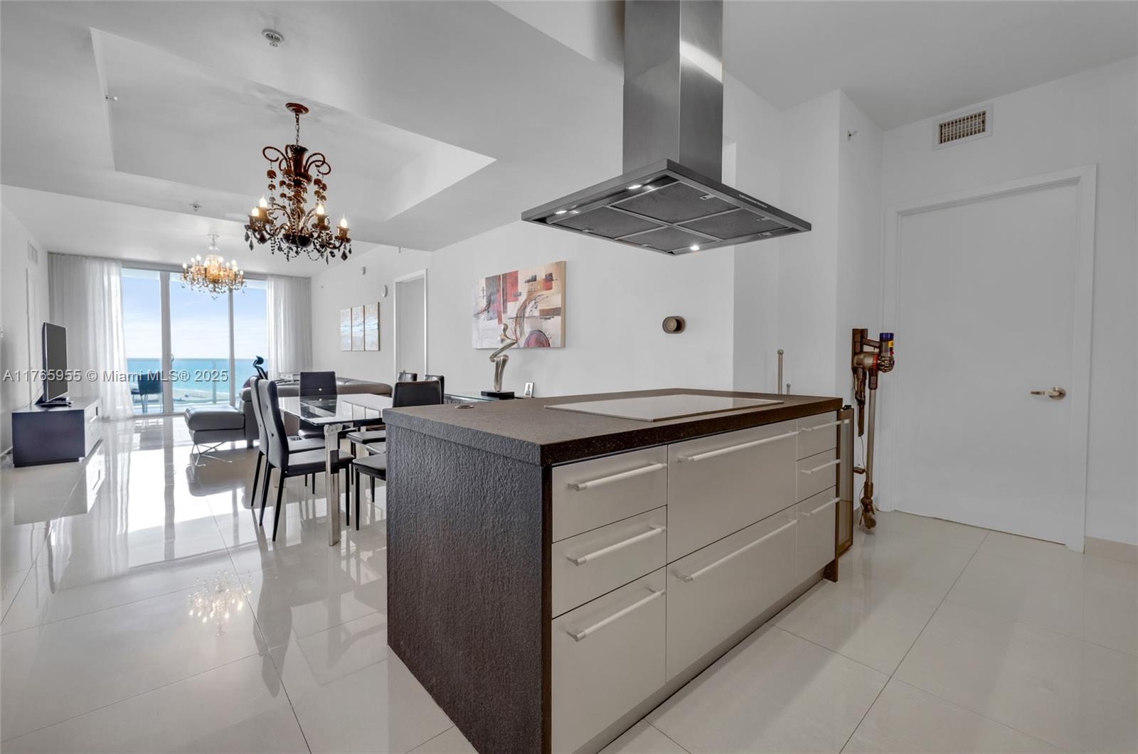 18201 Collins Ave #902, Sunny Isles Beach FL 33160