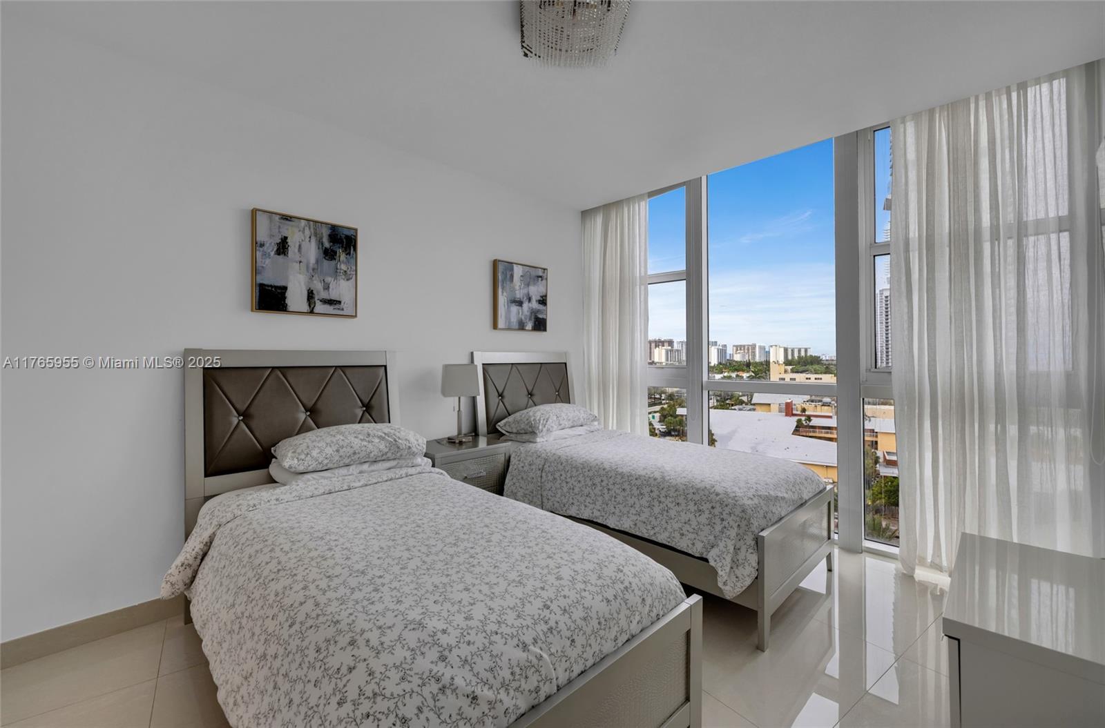 18201 Collins Ave #902, Sunny Isles Beach FL 33160