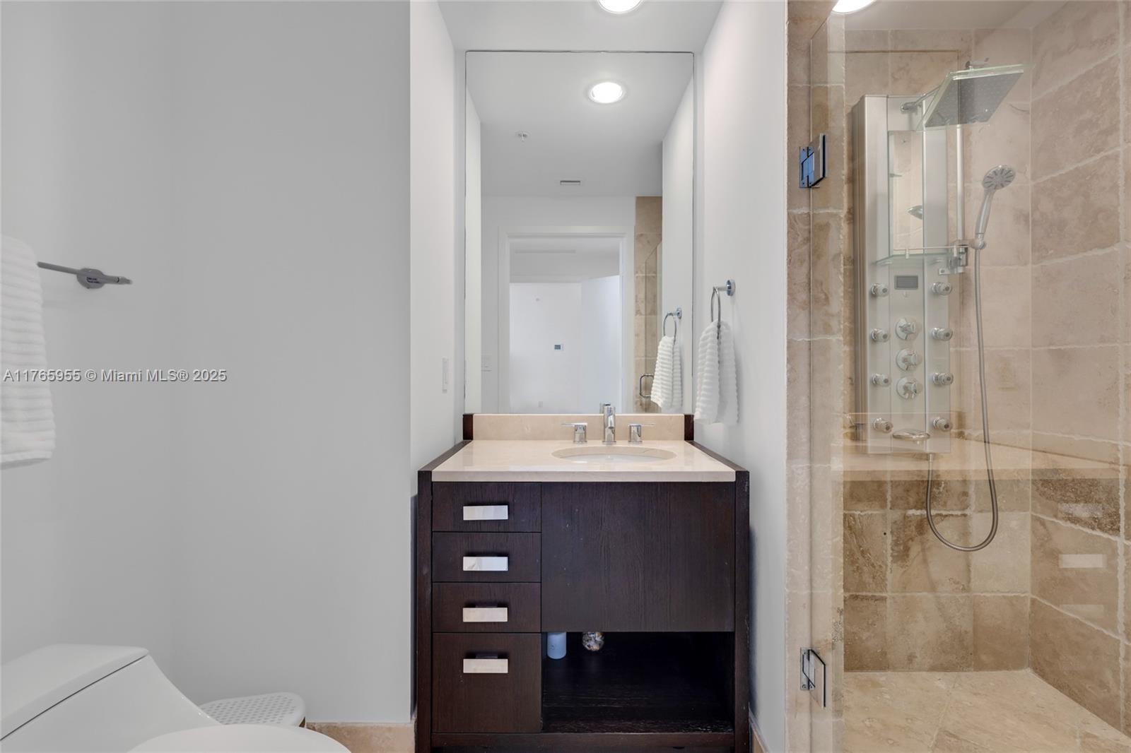 18201 Collins Ave #902, Sunny Isles Beach FL 33160