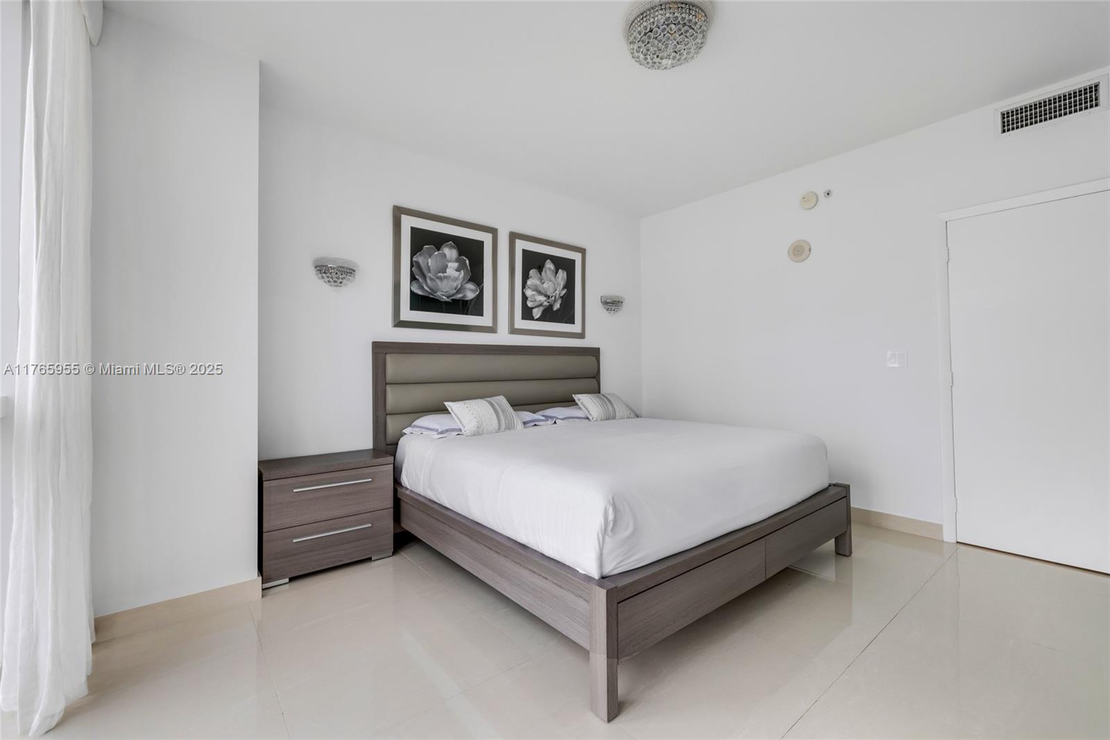 18201 Collins Ave #902, Sunny Isles Beach FL 33160