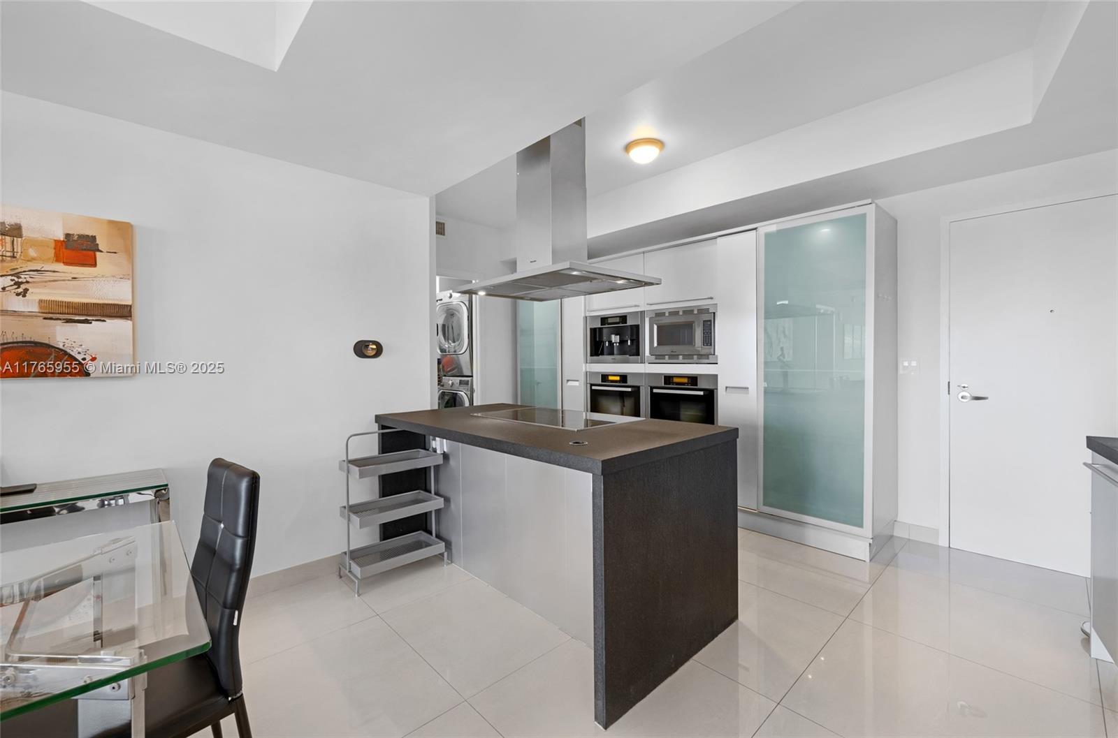 18201 Collins Ave #902, Sunny Isles Beach FL 33160