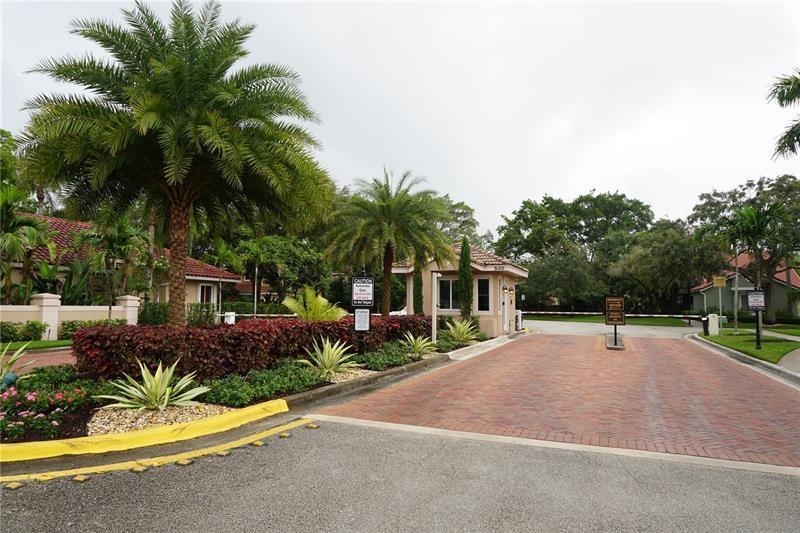 10180 5th St Plantation FL 33324 | F10493107