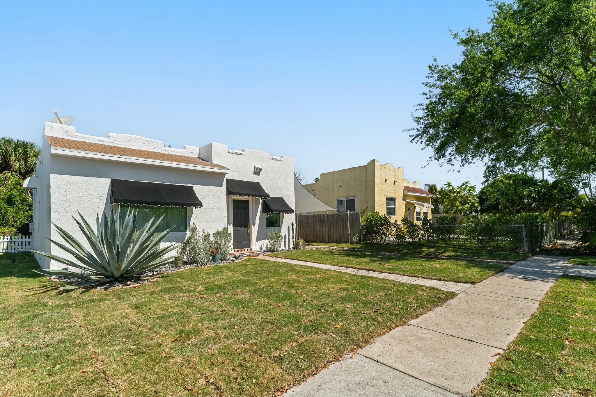 619 Macy Street, West Palm Beach, FL 33405, 2 Bedrooms , 1 Bathroom ,Single Family Residence,Sold,R11072786, Horizon Palm Realty Group