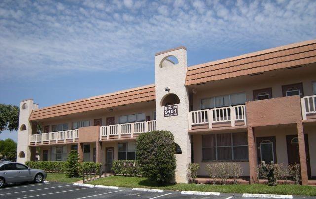 Homes for sale in Sunrise, FL | 9101 Sunrise Lakes Blvd #206, Sunrise, FL 33322 | MLS# F10493149