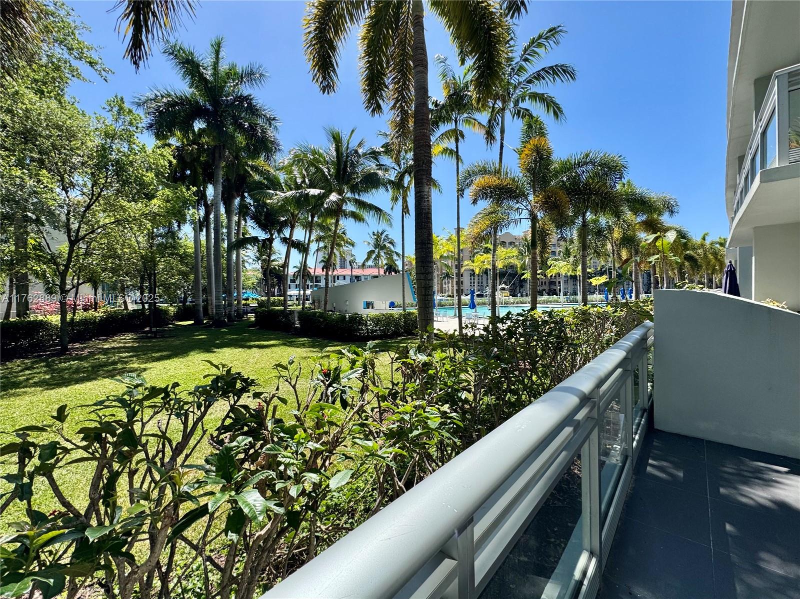 2950 NE 188th St #149, Aventura FL 33180