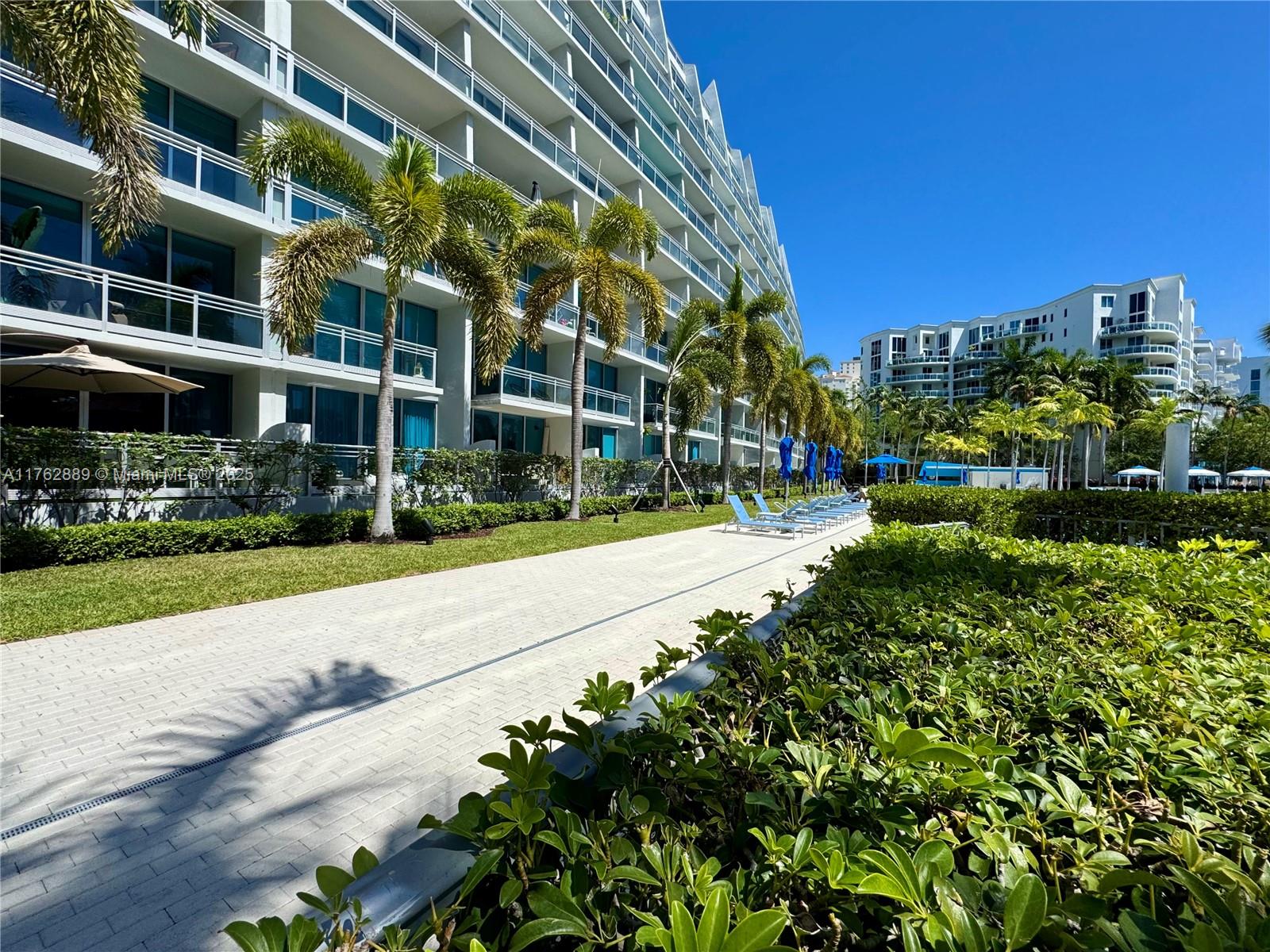 2950 NE 188th St #149, Aventura FL 33180