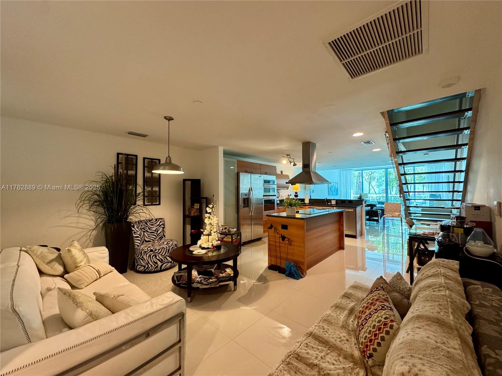 2950 NE 188th St #149, Aventura FL 33180