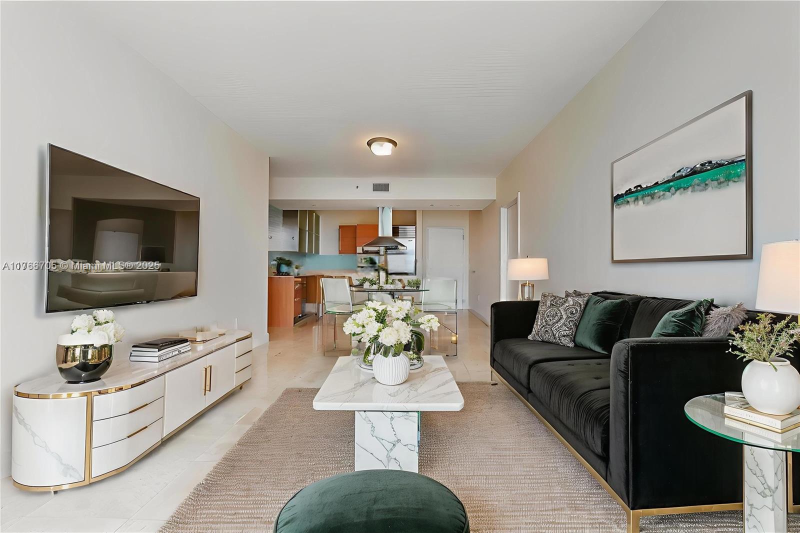 Condo for Sale in Miami, FL