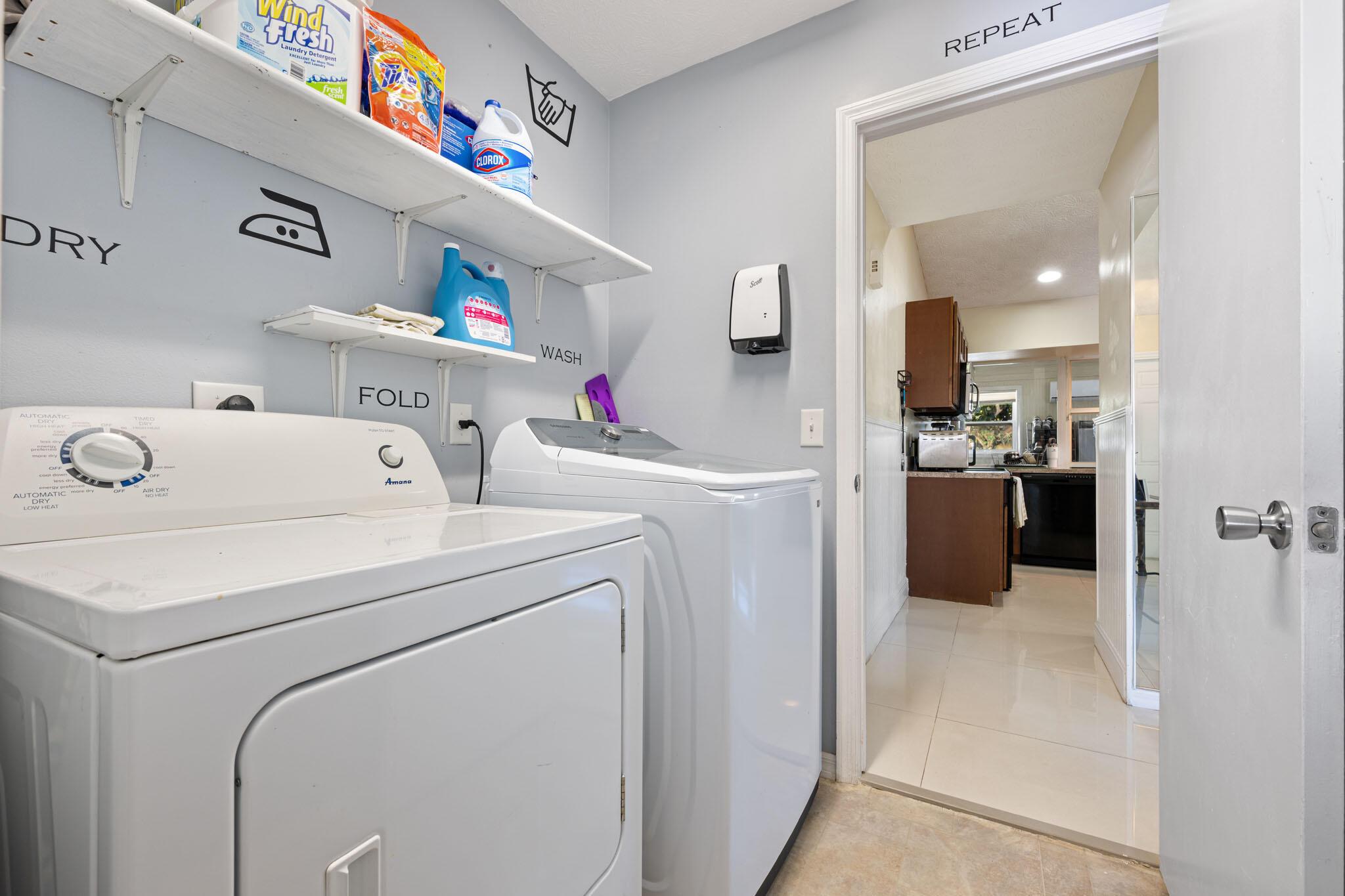 Homes for sale in Port St Lucie, FL | 932 Se Damask Avenue, Port St Lucie, FL 34983 | MLS# R11073620