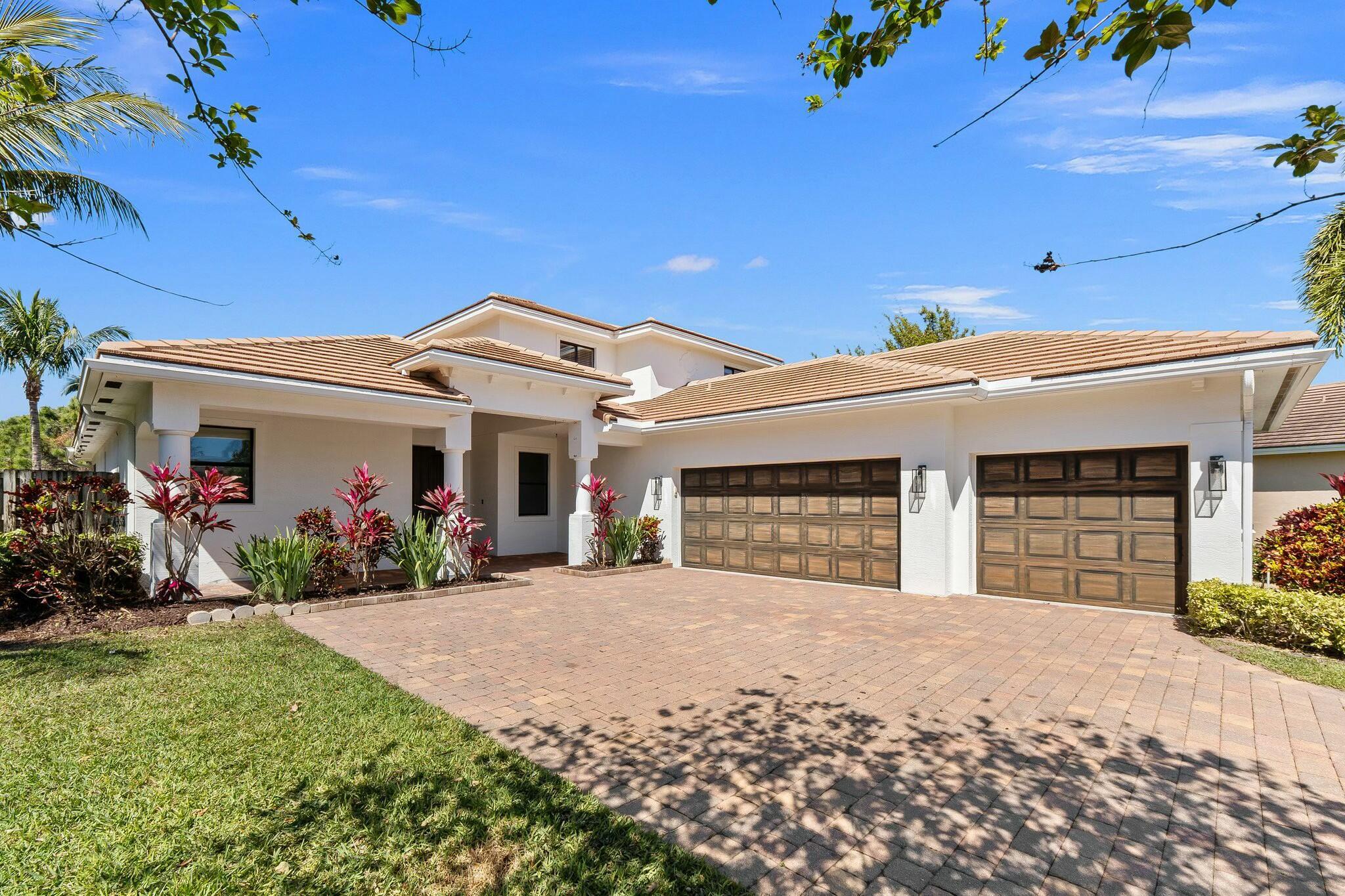 Homes for sale in Jensen Beach, FL | 2182 Nw Dalea Way, Jensen Beach, FL 34957 | MLS# R11073672