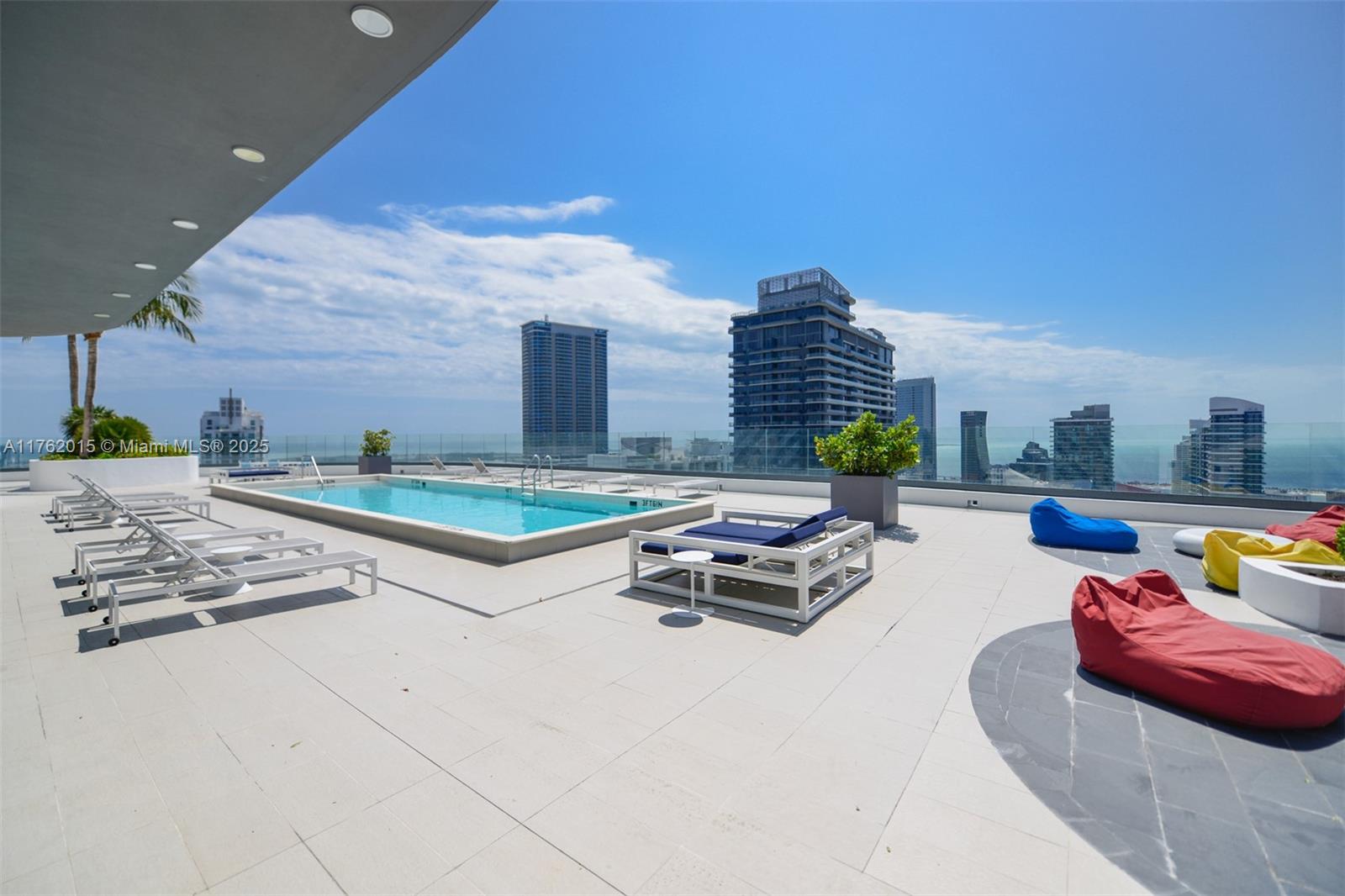 45 SW 9th St #1107, Miami FL 33130
