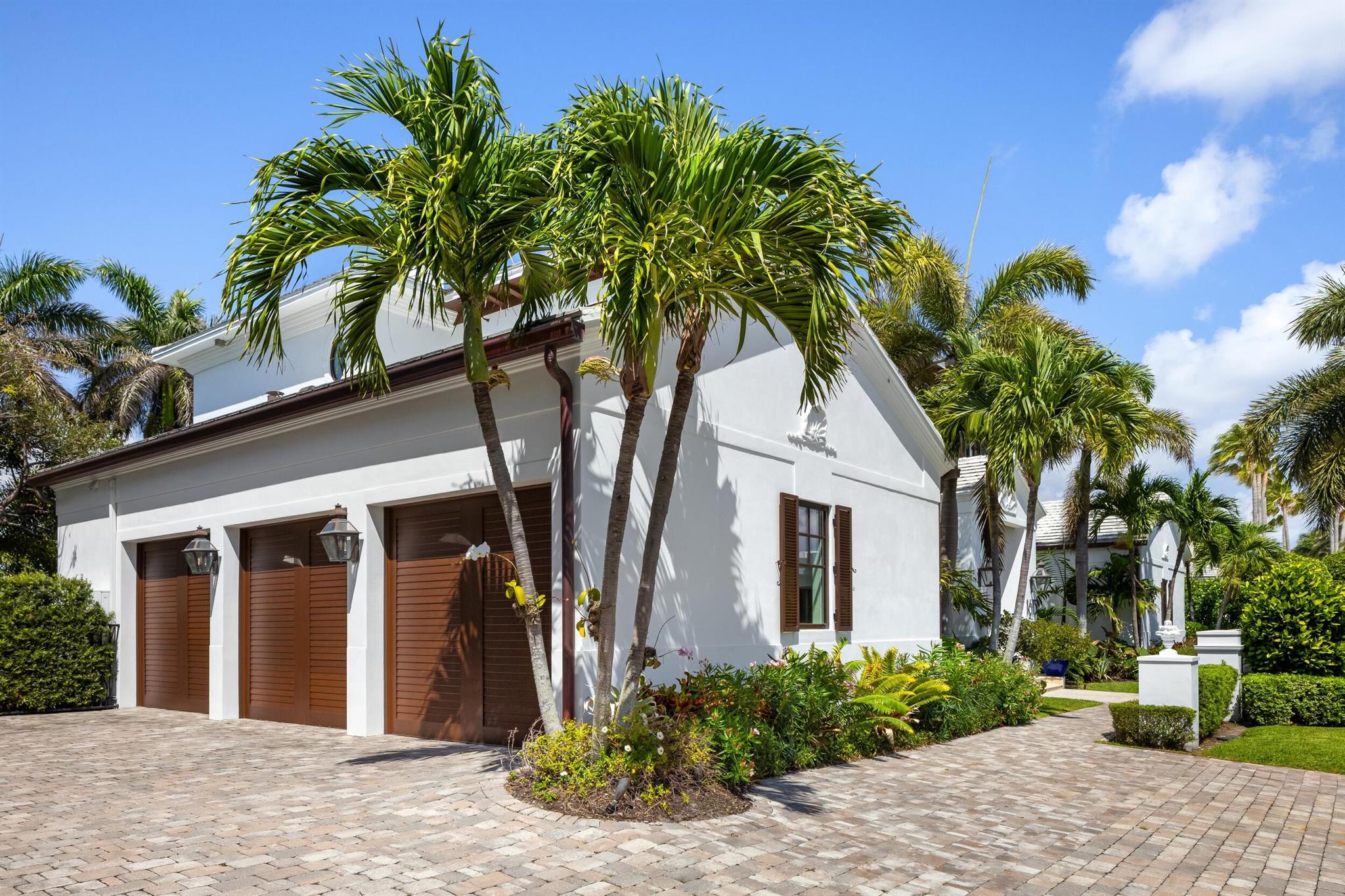 Homes for sale in Manalapan, FL | 1675 Lands End Road, Manalapan, FL 33462 | MLS# R11073750