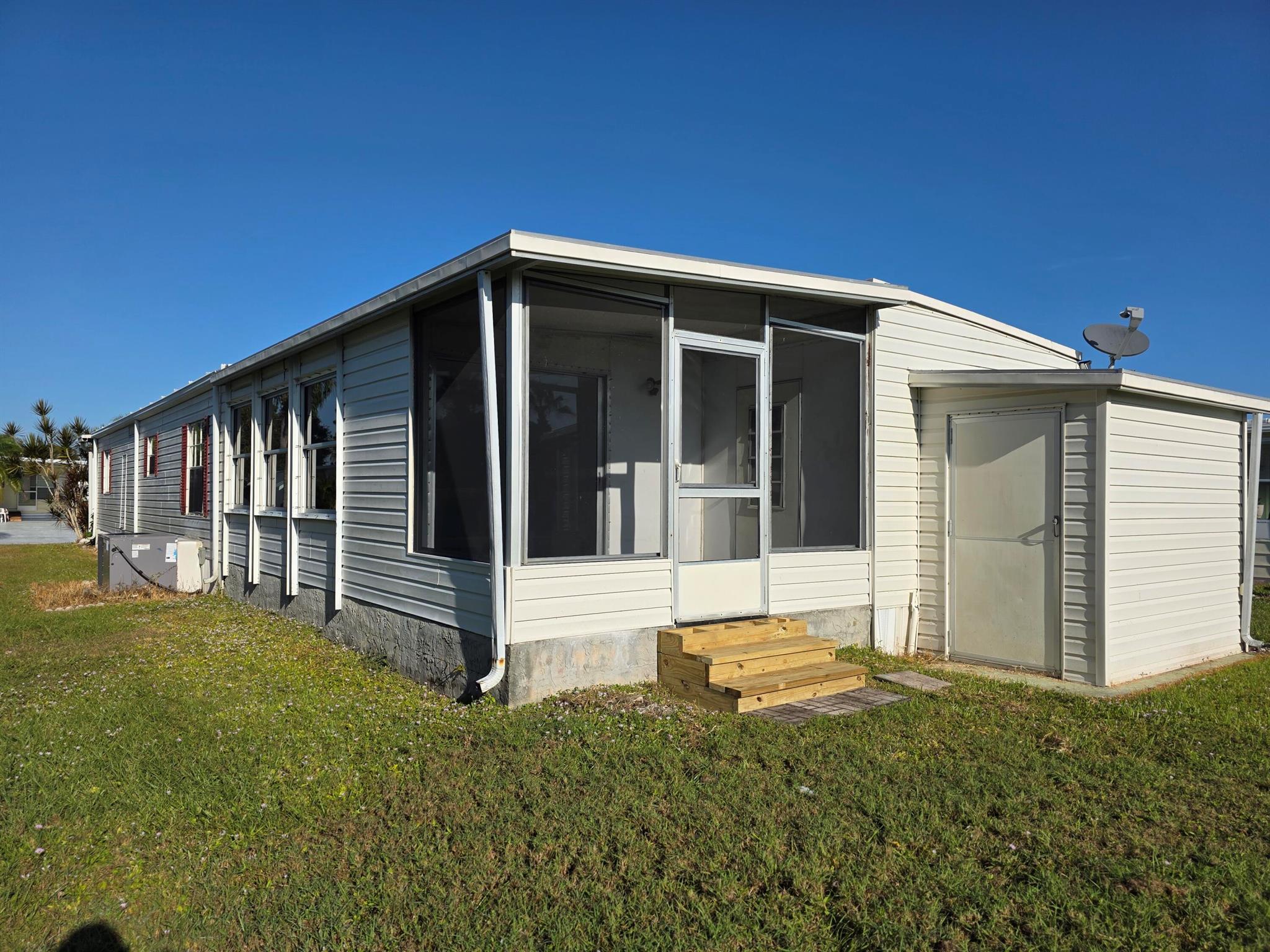 Homes for sale in Port St Lucie, FL | 8 Del Sol, Port St Lucie, FL 34952 | MLS# R11073949