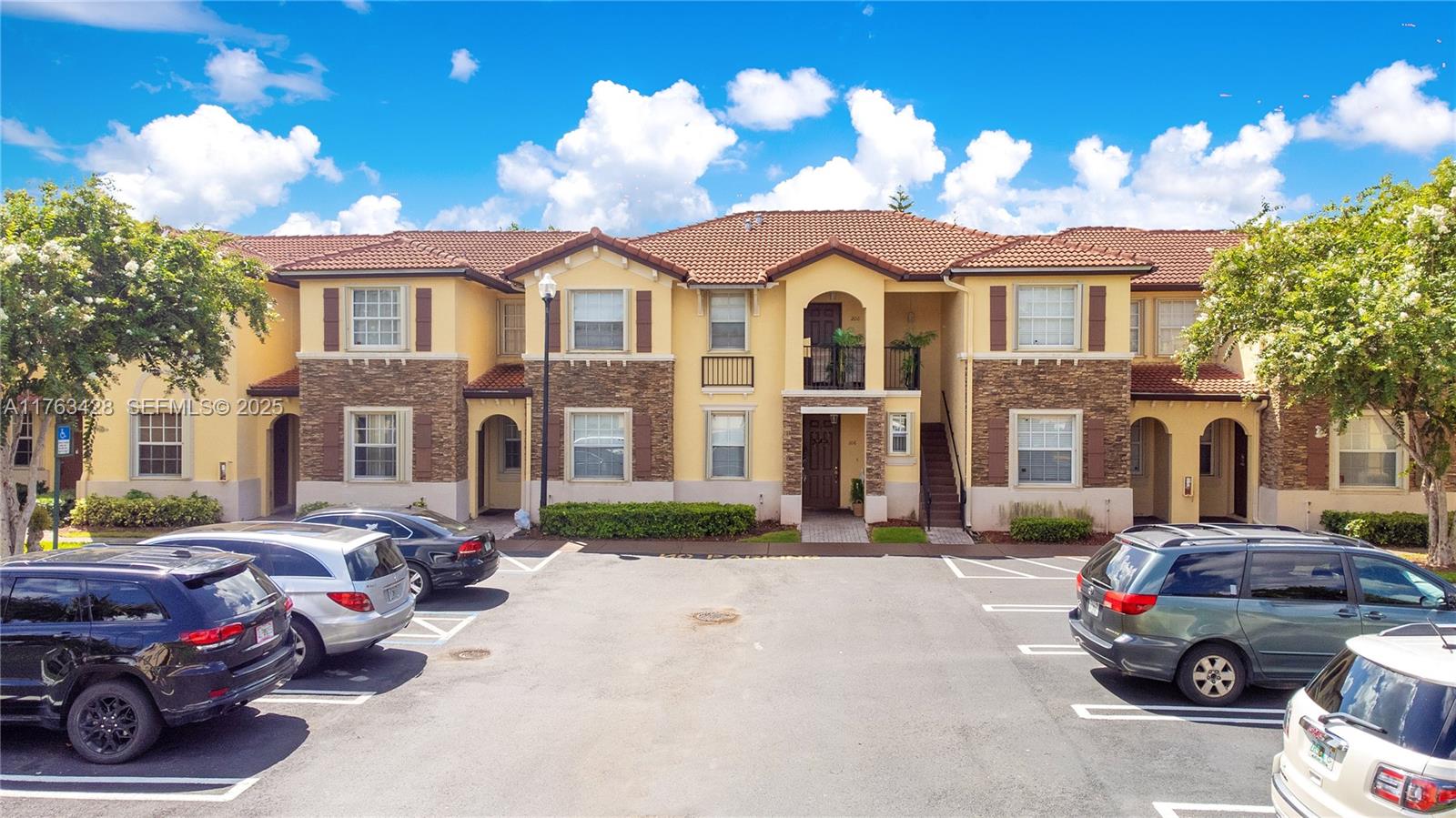 Villas At Carmel Condo No