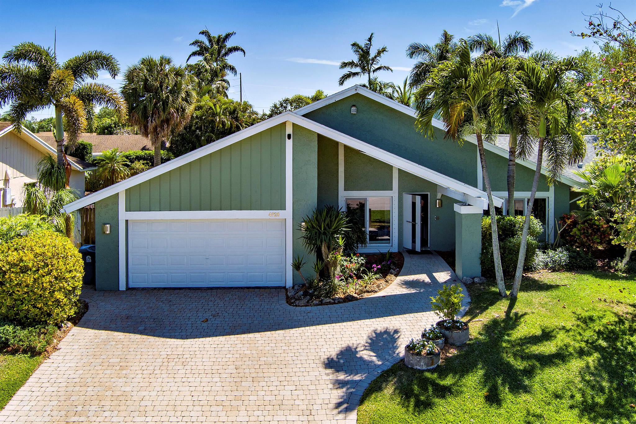 4928 Rabbit Hollow Drive Boca Raton FL 33487 | R11074258