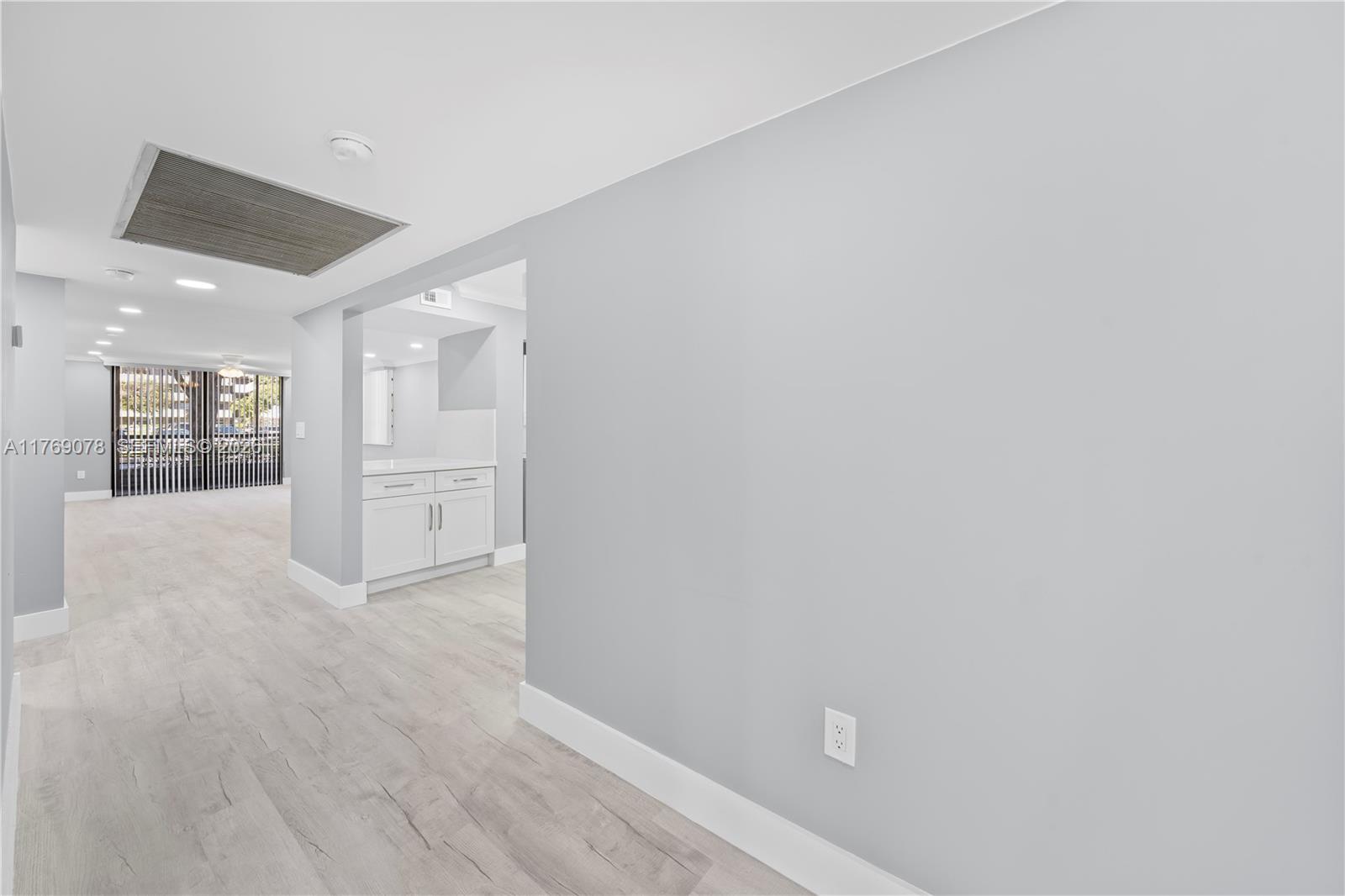 Colony Point 5 Condo