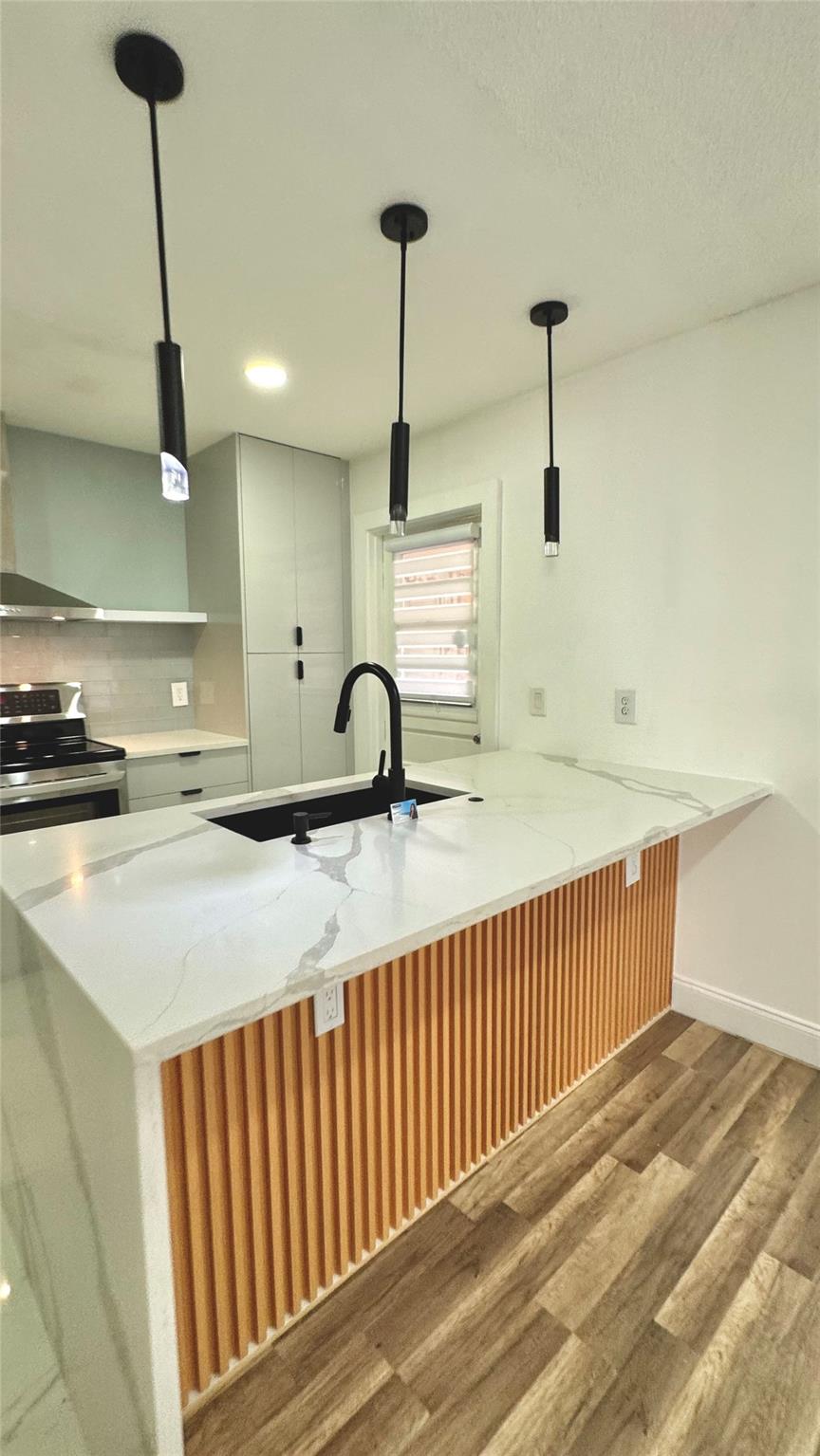 Homes for sale in Fort Lauderdale, FL | 3005 1/2 Nw 68Th St #9D, Fort Lauderdale, FL 33309 | MLS# F10493763