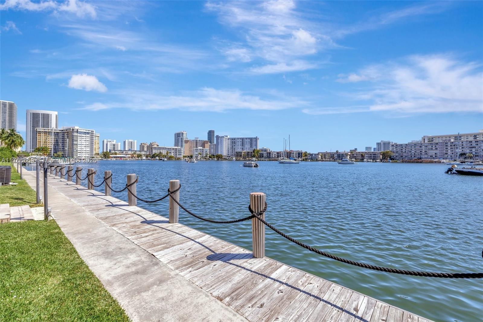 Yacht Harbor Apartments C