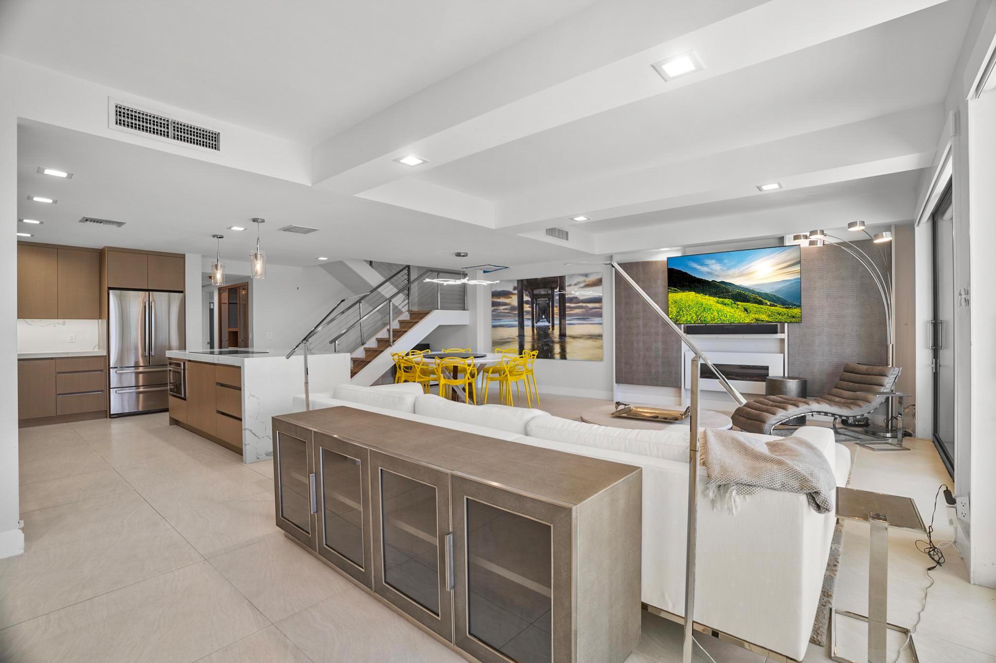 Homes for sale in Singer Island, FL | 3968 N Ocean Dr #7, Singer Island, FL 33404 | MLS# R11074442