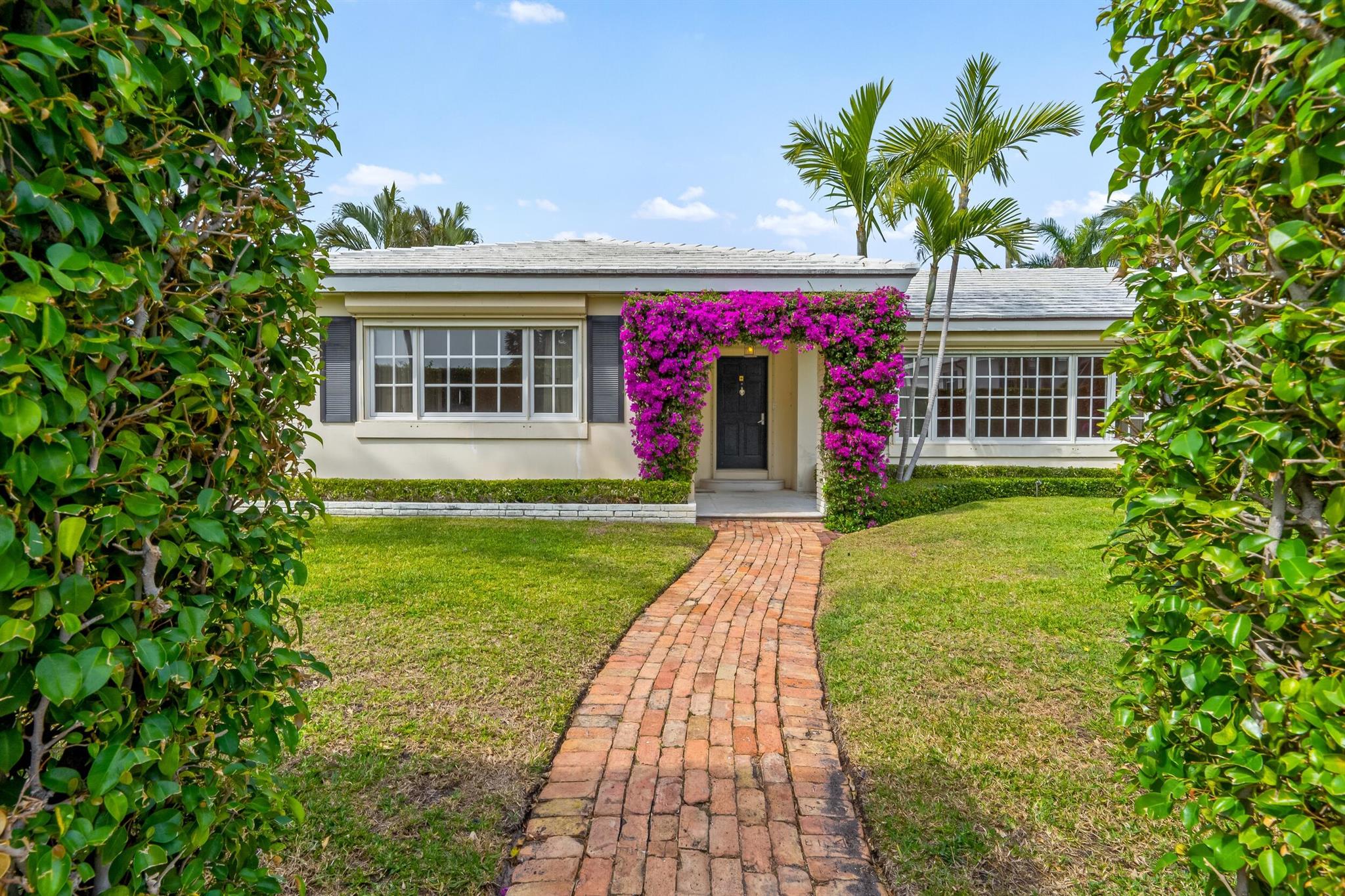 257 Via Linda Palm Beach FL 33480 | R11074550