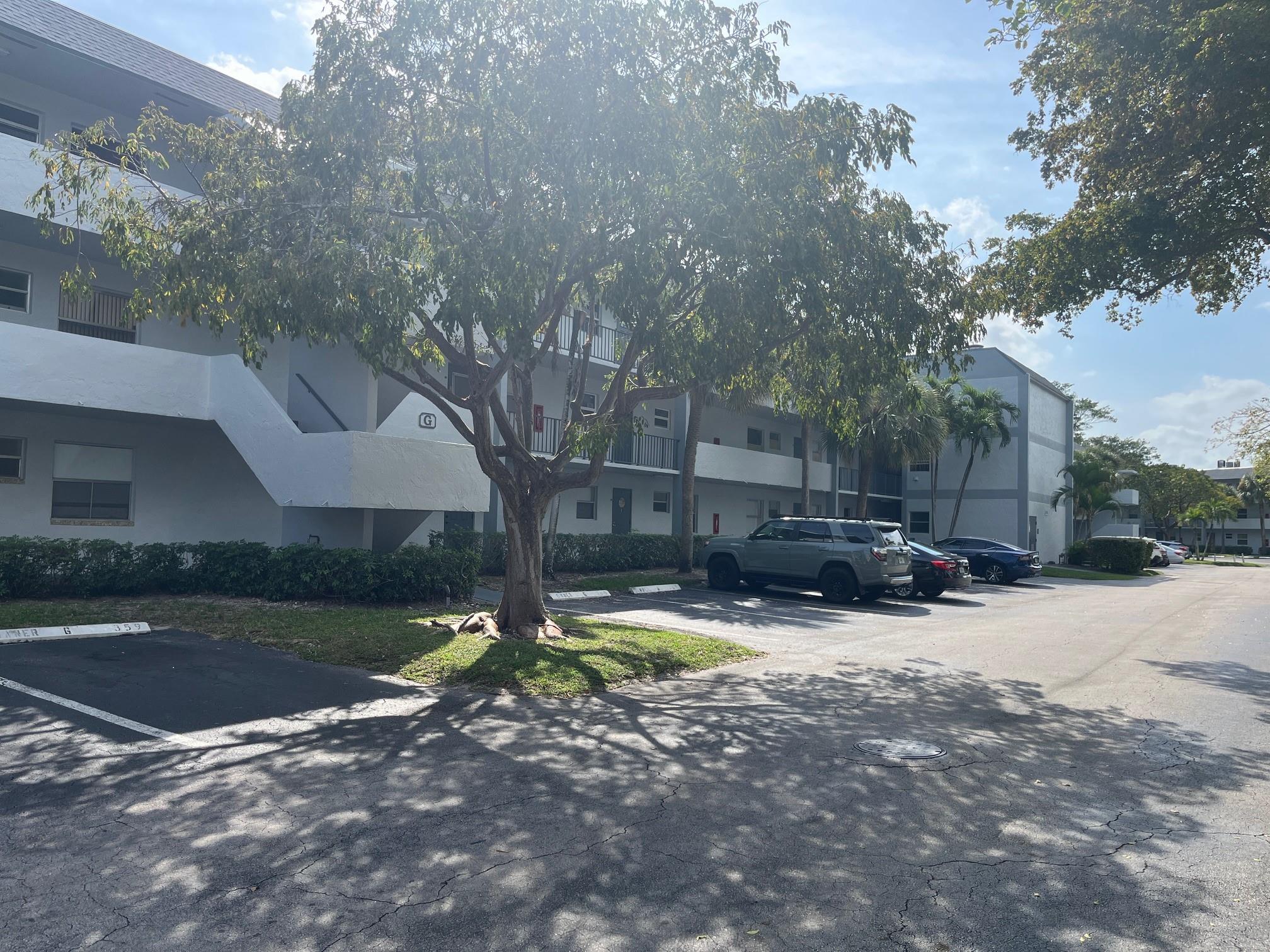 Homes for sale in Fort Lauderdale, FL | 8360 Sands Point Blvd #305, Fort Lauderdale, FL 33321 | MLS# F10494071