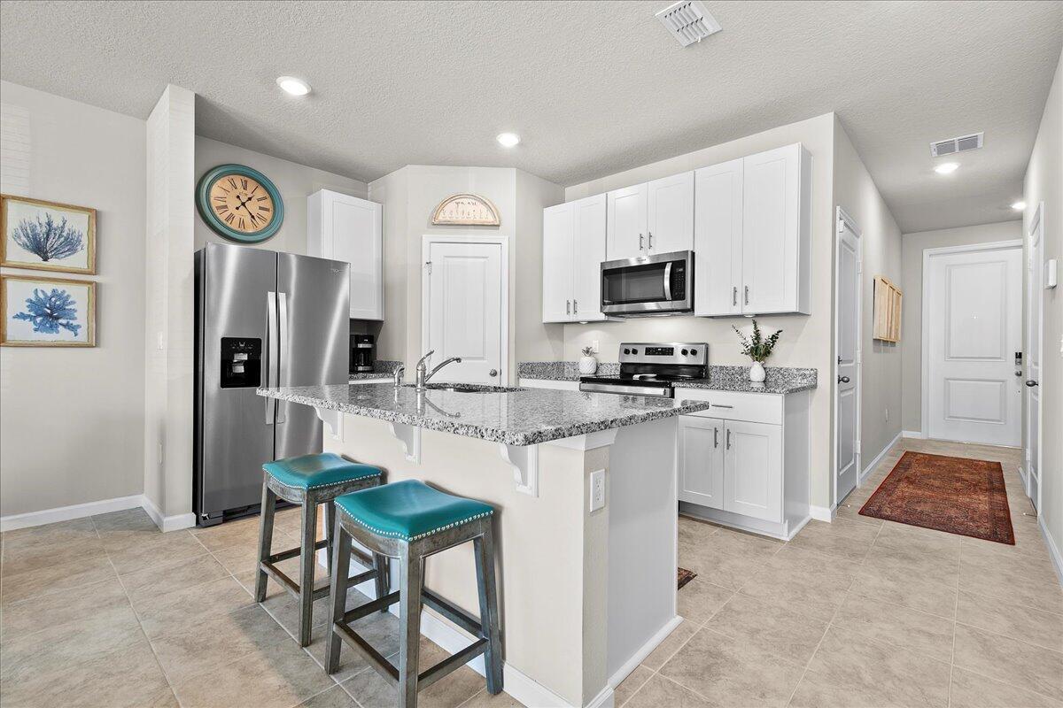 Homes for sale in Stuart, FL | 5723 Se Edgewater Circle, Stuart, FL 34997 | MLS# R11074568