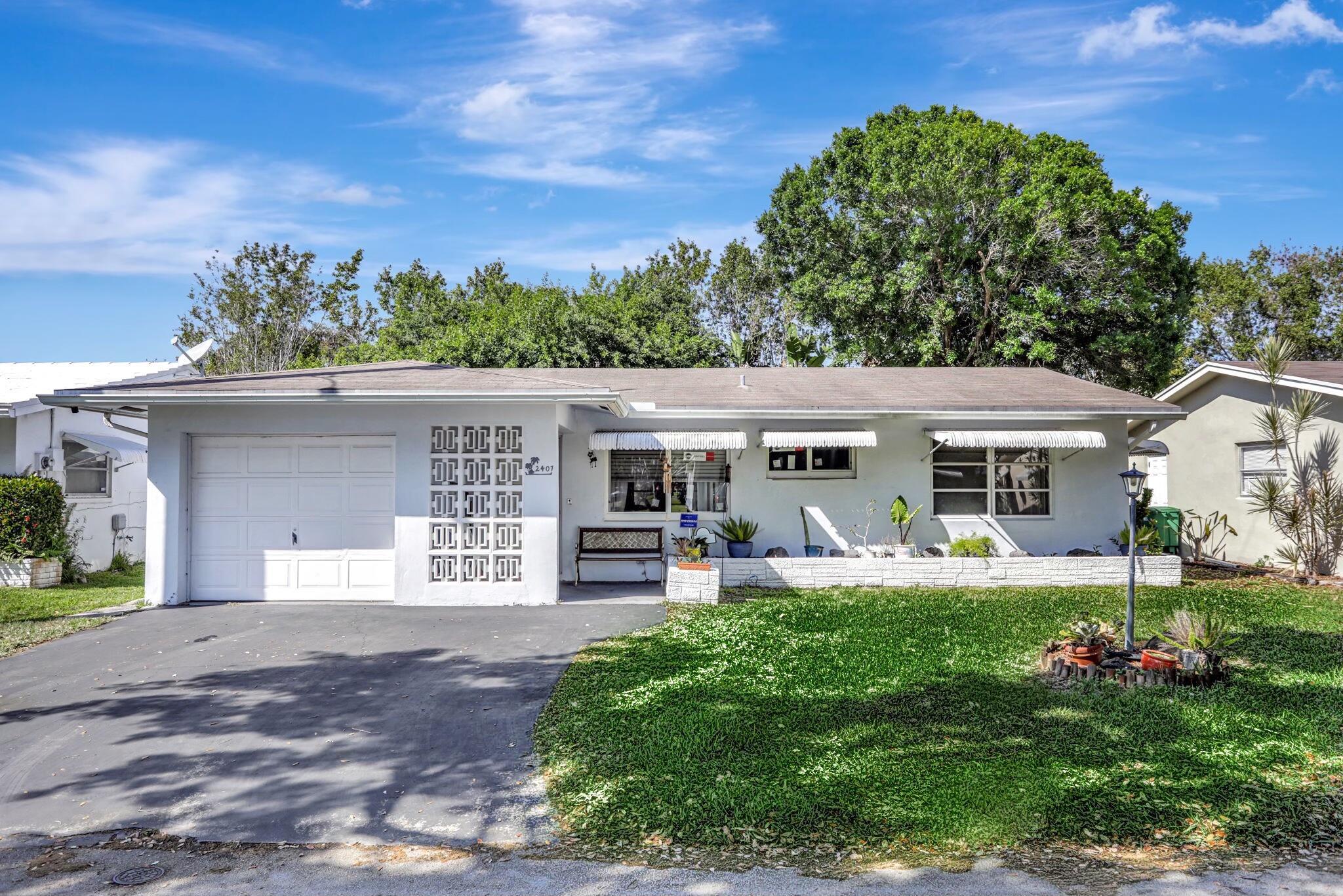 2407 Nw 55th Street, Tamarac, FL 33309, 2 Bedrooms , 2 Bathrooms ,Single Family Residence,Off Market,R11074565, Horizon Palm Realty Group