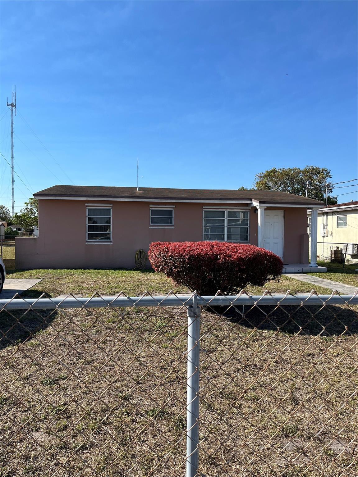 5300 Sw 19th St West Park FL 33023 | F10494169