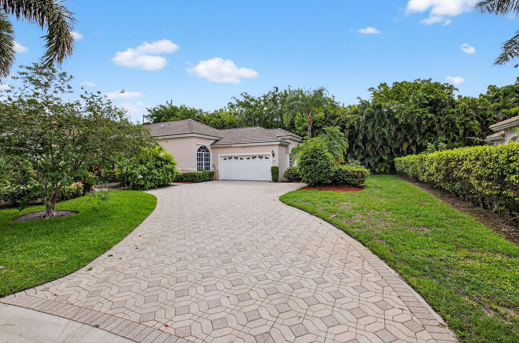 9025 Long Lake Palm Drive Boca Raton FL 33496 | R11074651