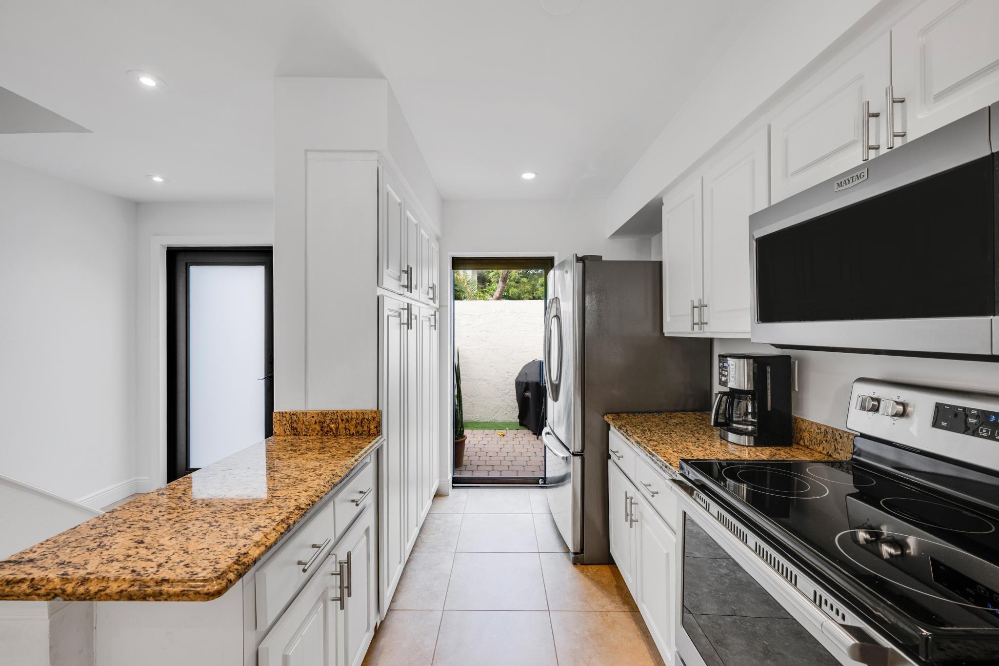 Homes for sale in Fort Lauderdale, FL | 547 Ne 7Th Ave #3A, Fort Lauderdale, FL 33301 | MLS# F10493858