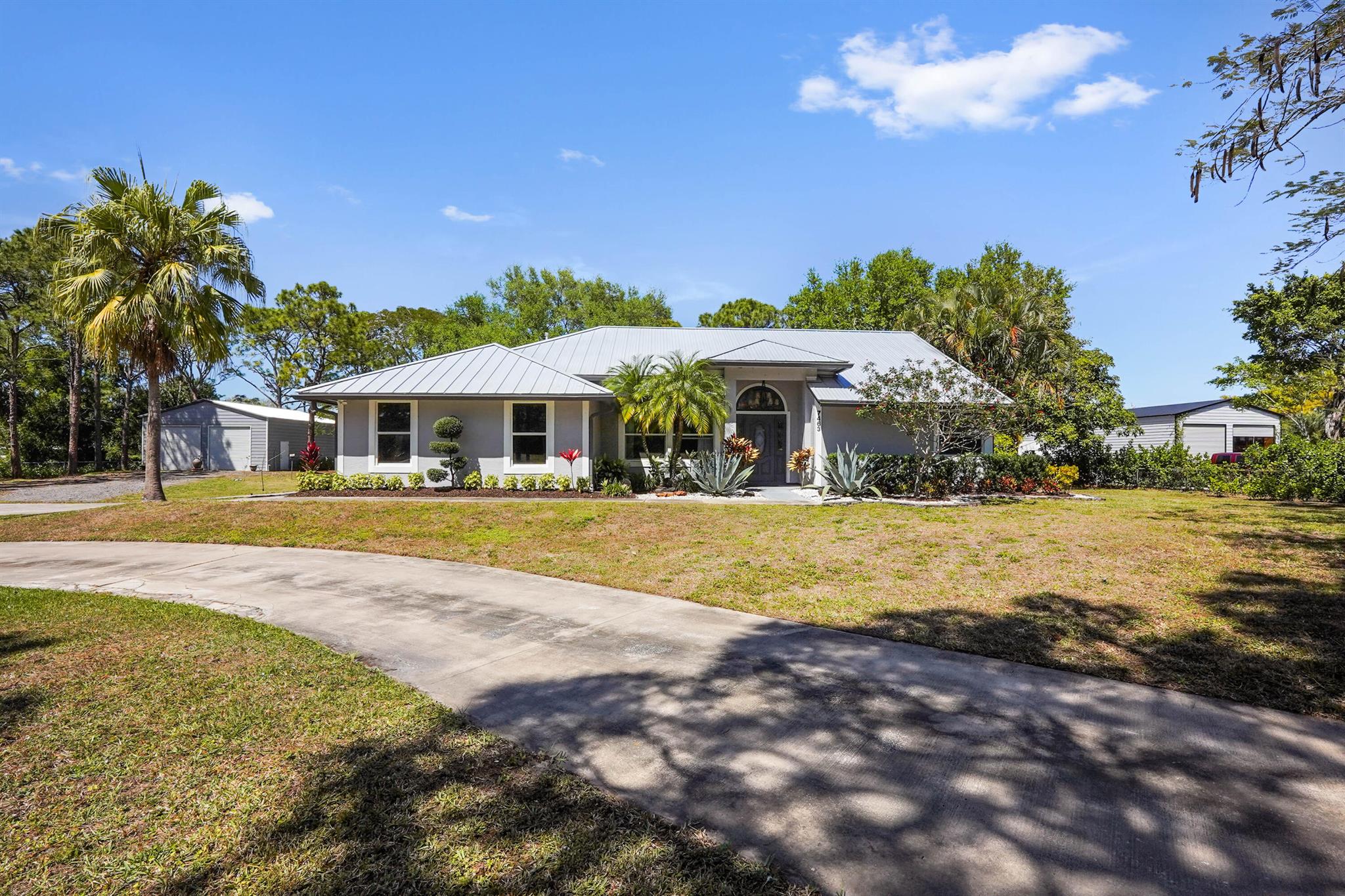 7463 159th Court N Palm Beach Gardens FL 33418 | R11074704