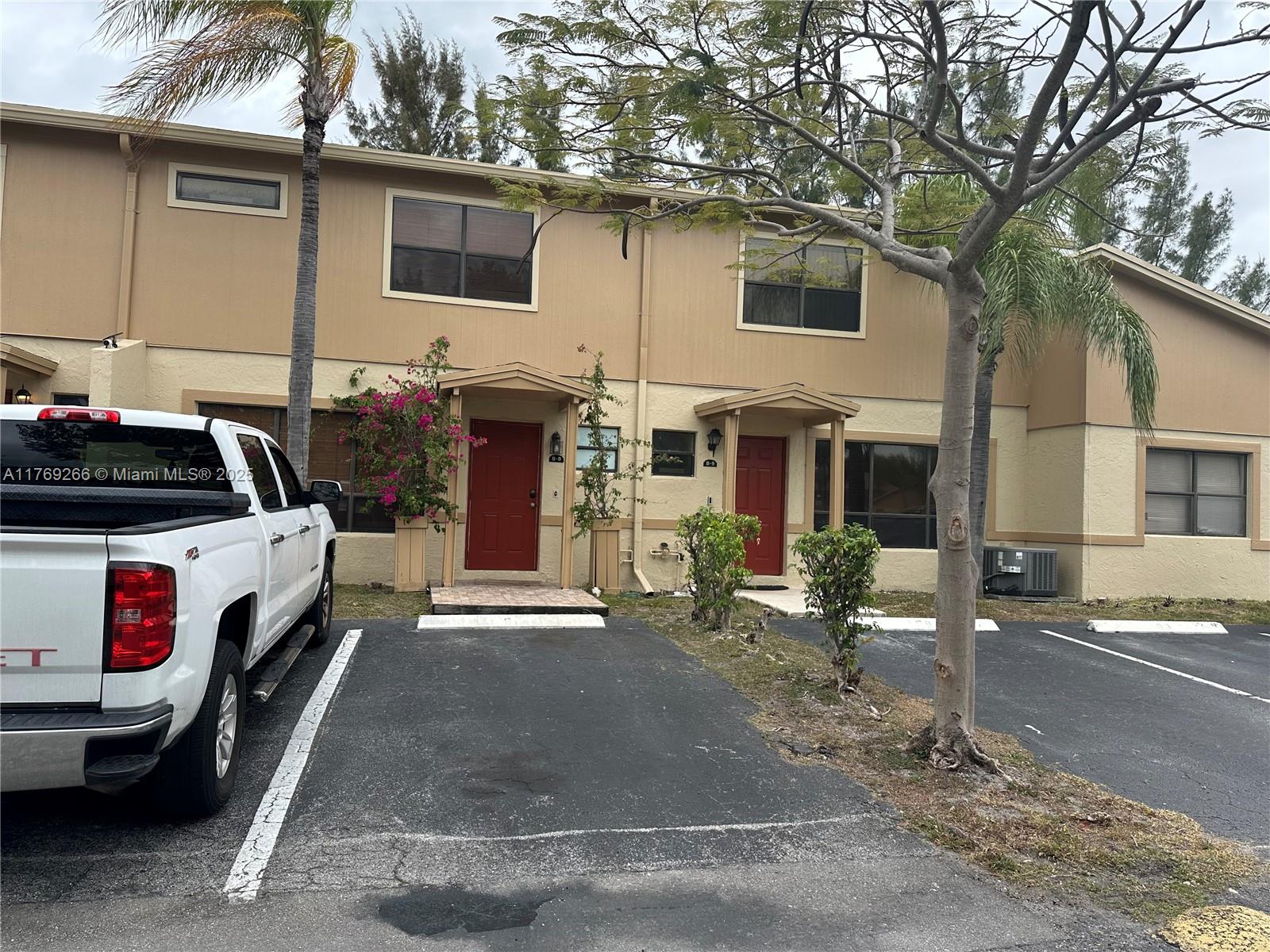 Village At Blue Lake Cond