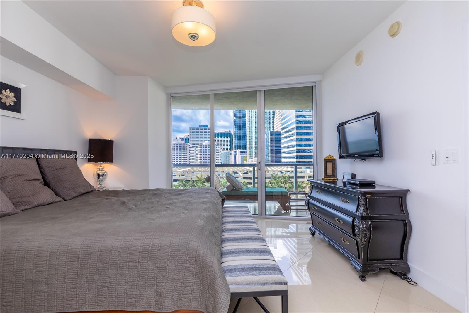 495 Brickell Ave #1005, Miami FL 33131