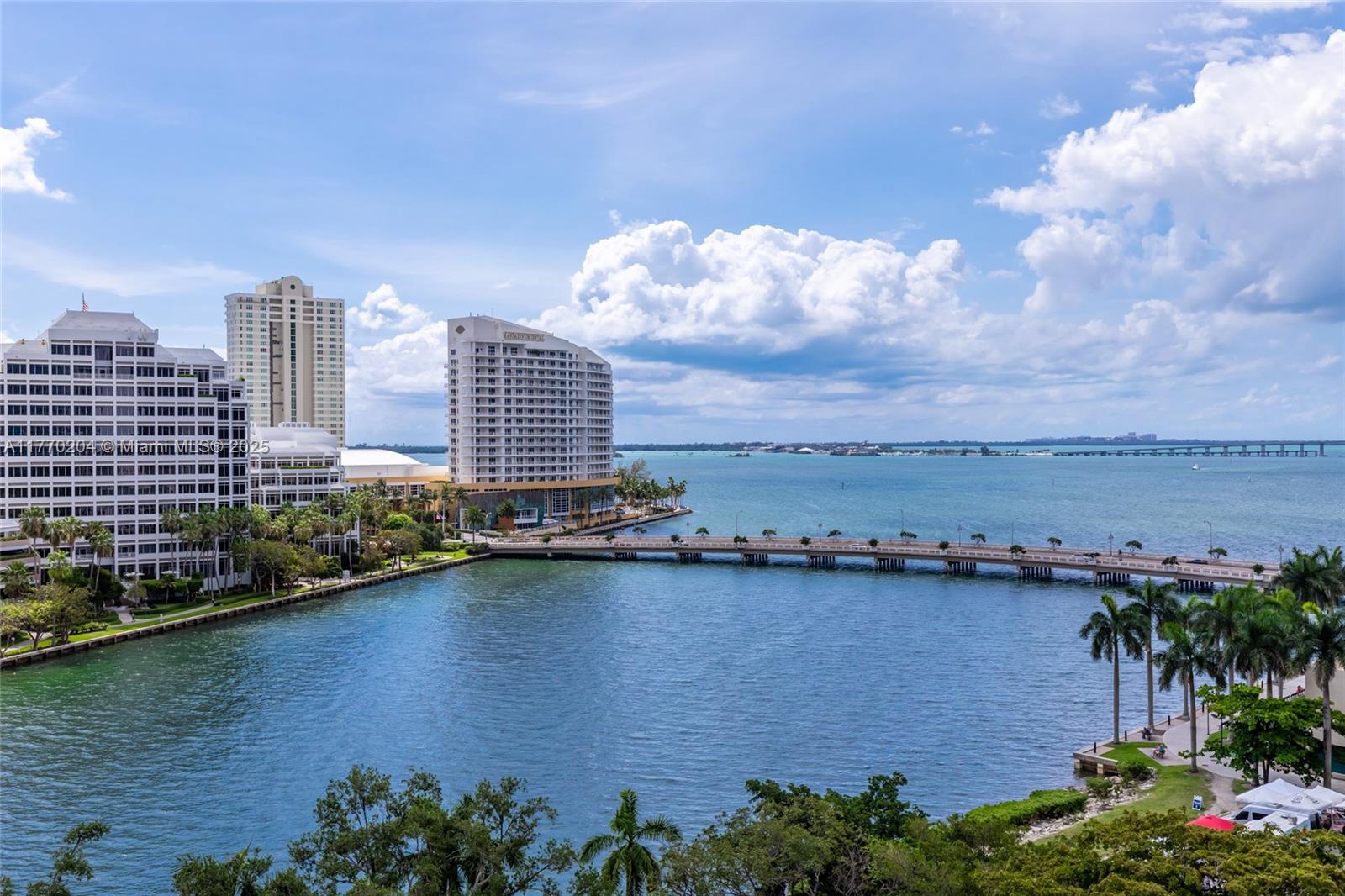 495 Brickell Ave #1005, Miami FL 33131