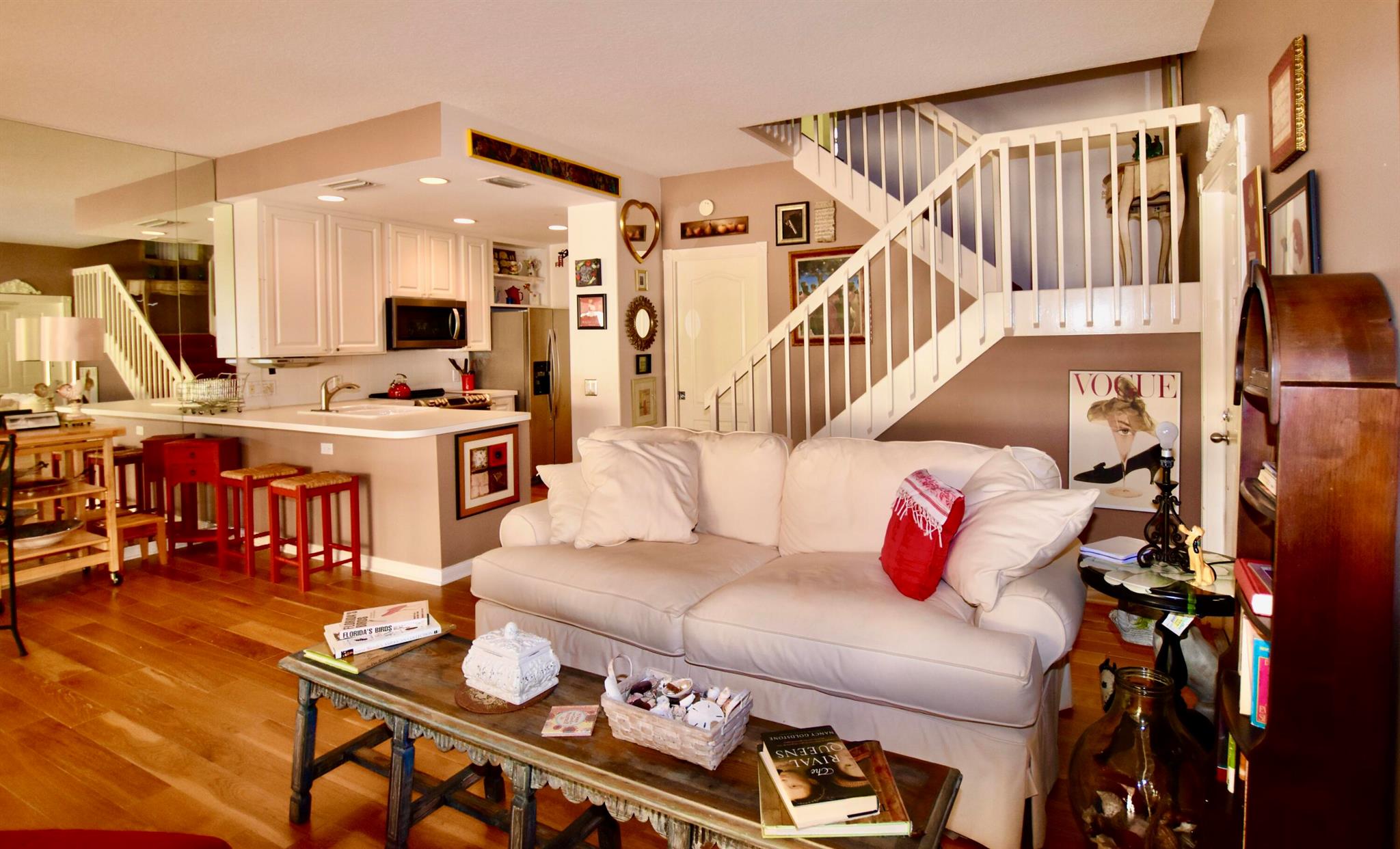 Homes for sale in Tequesta, FL | 67 Tall Oaks Circle, Tequesta, FL 33469 | MLS# R11074822