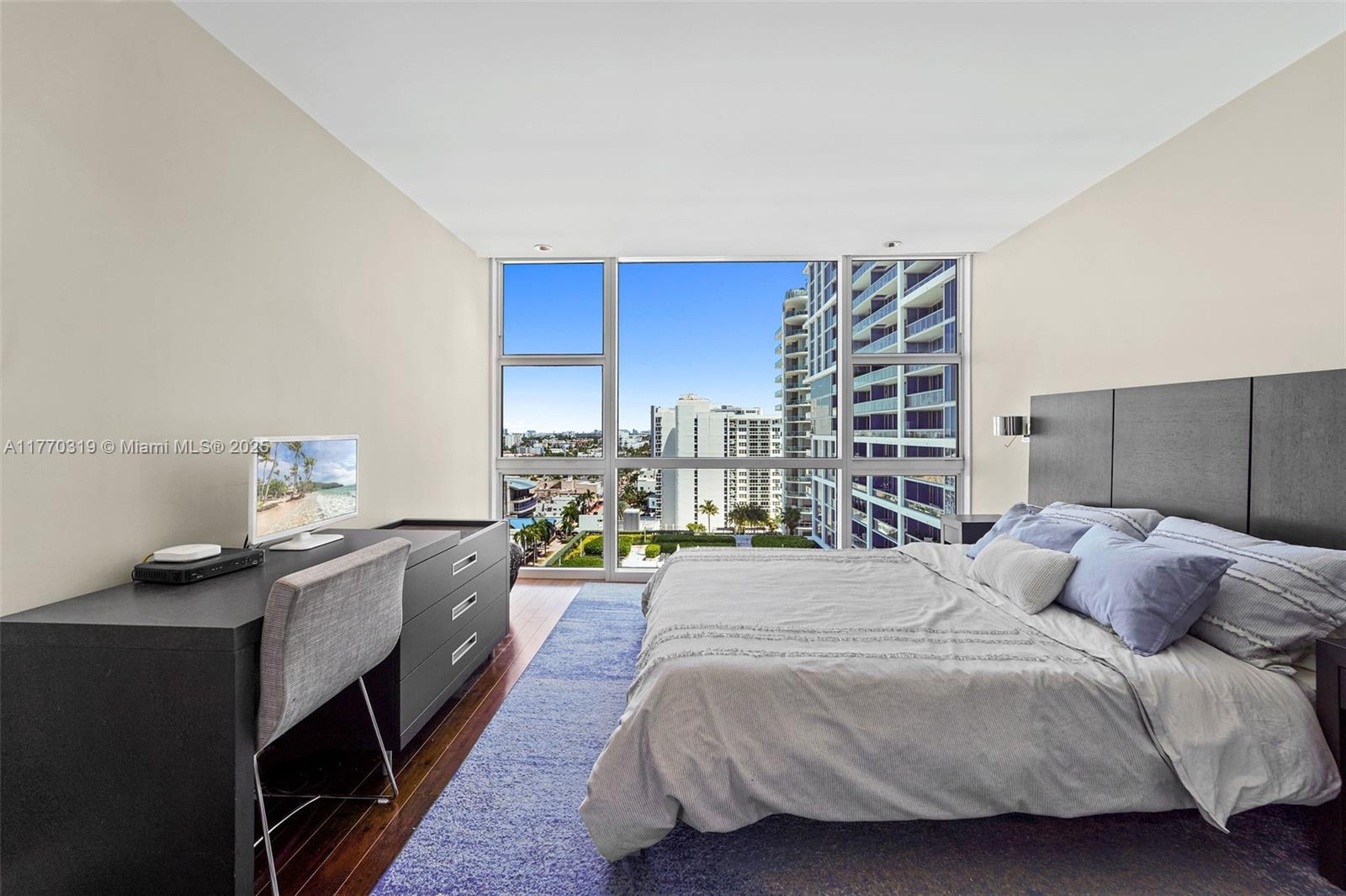 6801 Collins Ave #1214(door1203), Miami Beach FL 33141