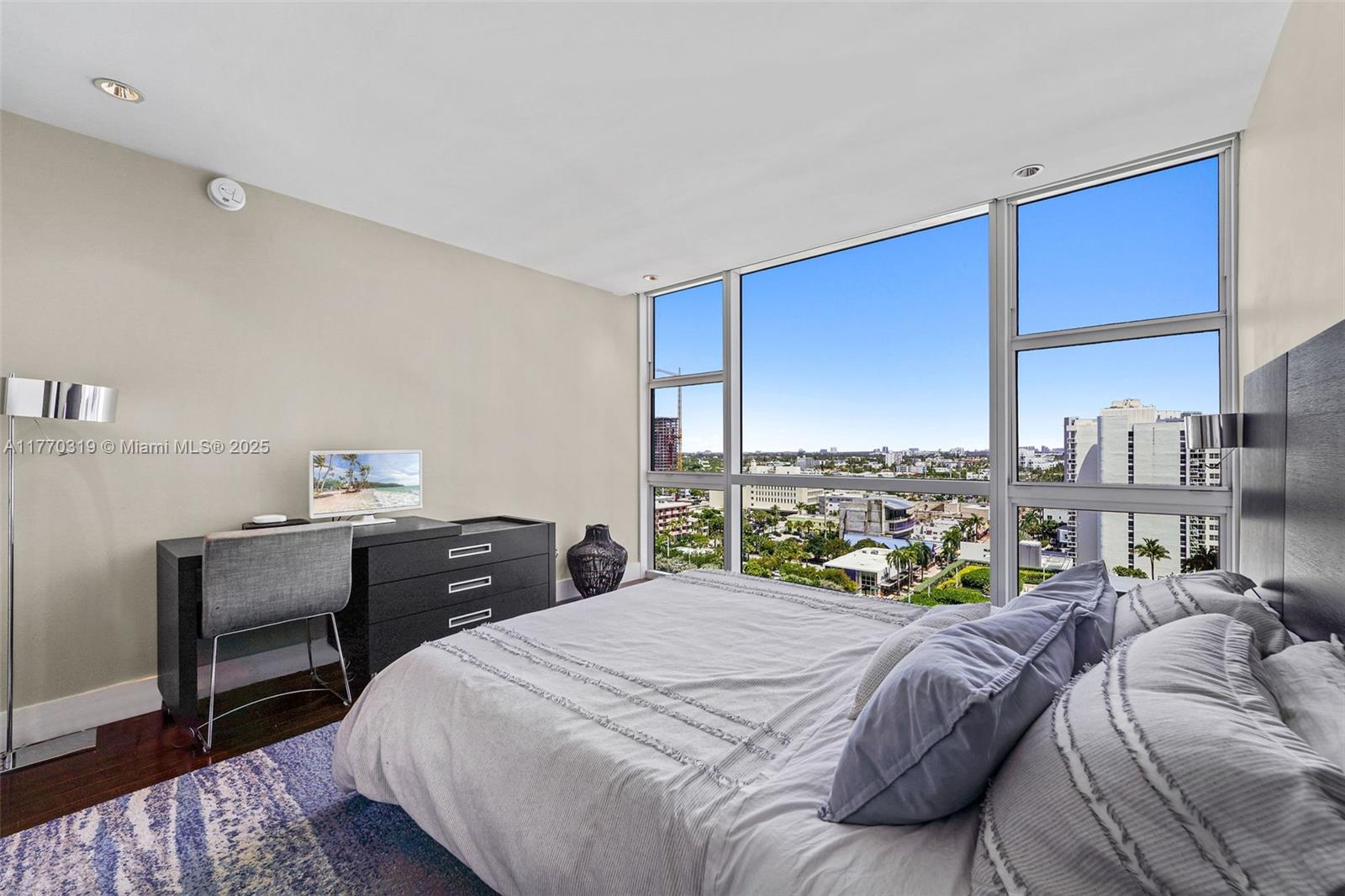 6801 Collins Ave #1214(door1203), Miami Beach FL 33141