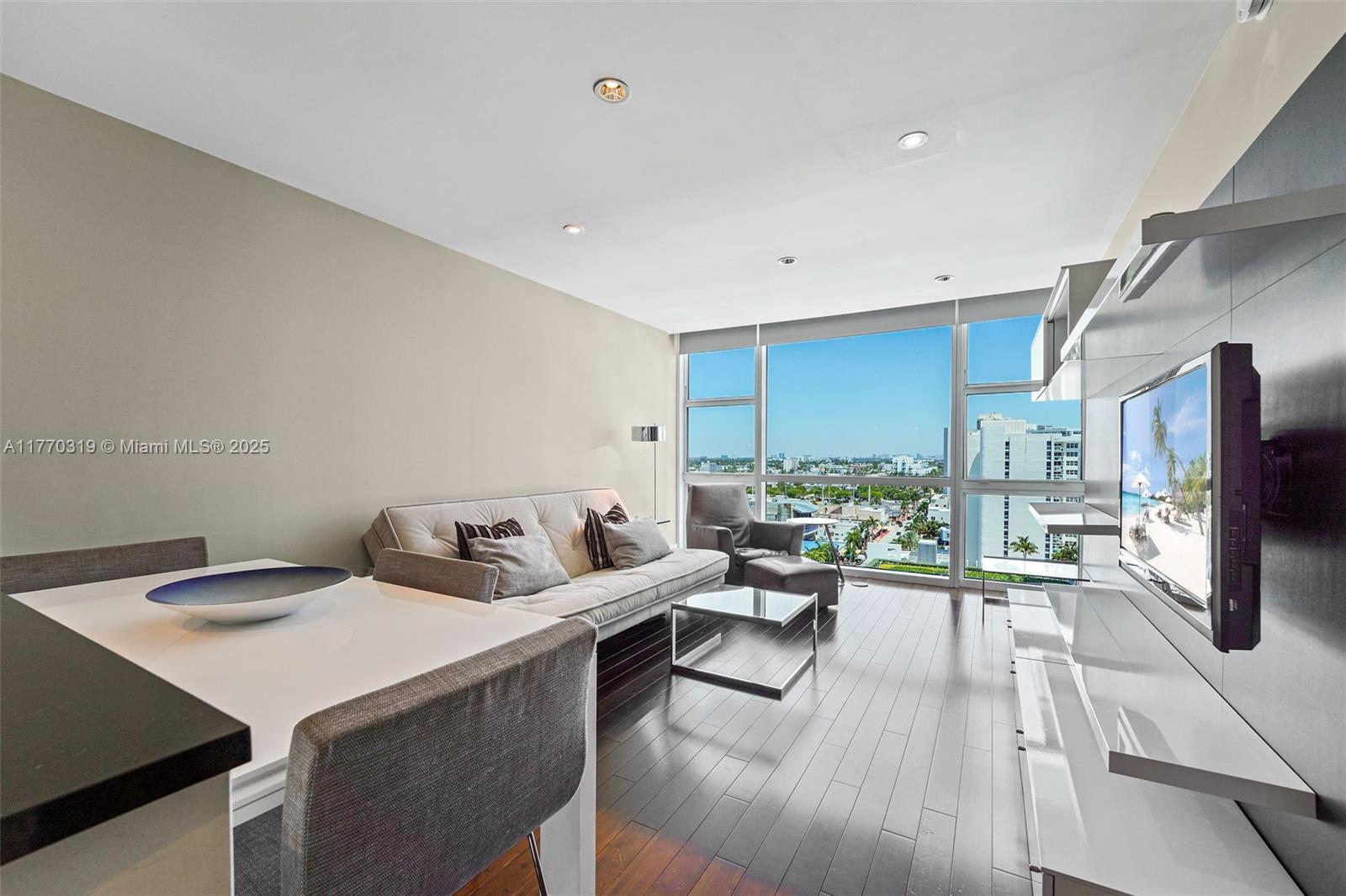 6801 Collins Ave #1214(door1203), Miami Beach FL 33141