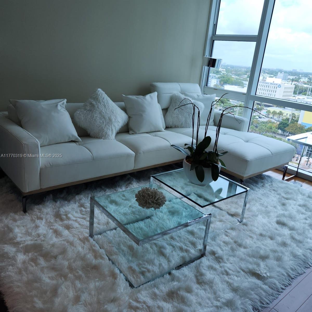 6801 Collins Ave #1214(door1203), Miami Beach FL 33141