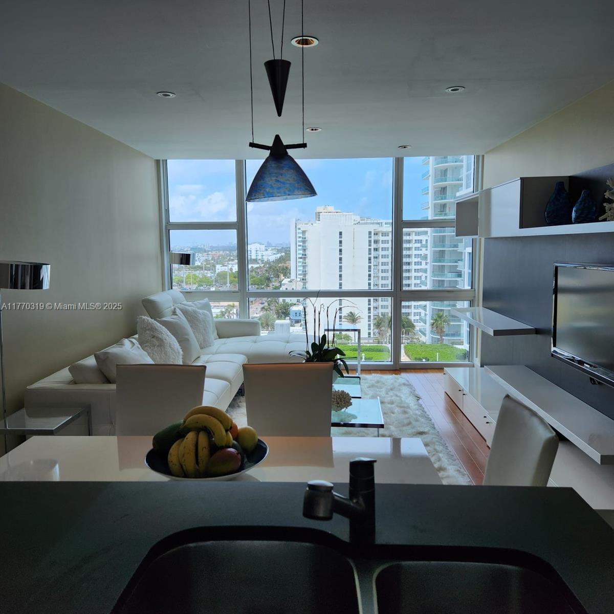 6801 Collins Ave #1214(door1203), Miami Beach FL 33141