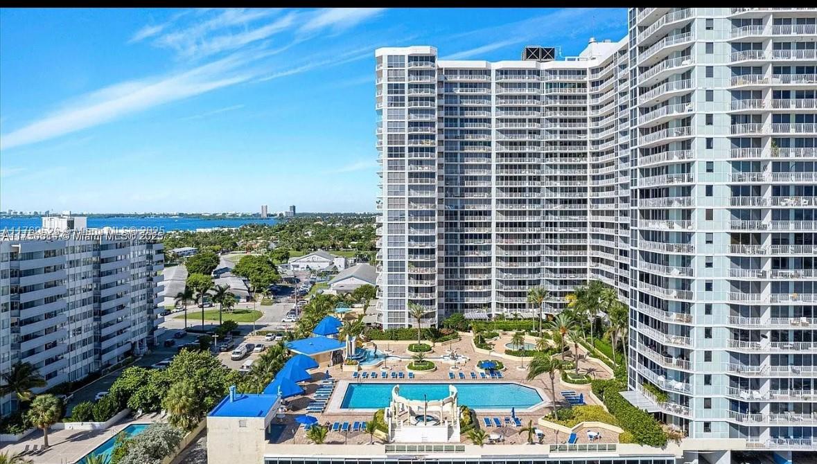 The Grandview Palace Cond