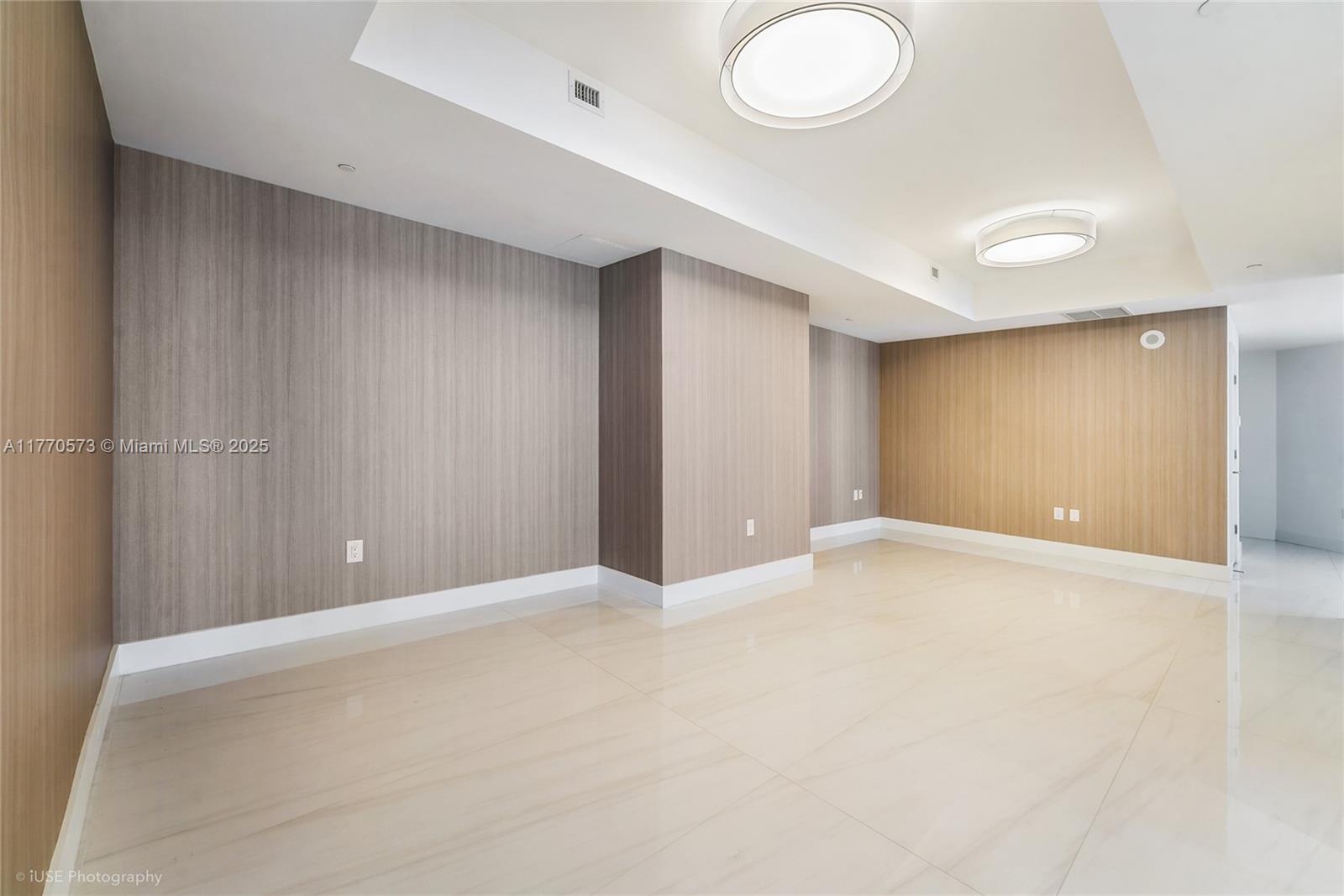 851 NE 1st Ave #3805, Miami FL 33132