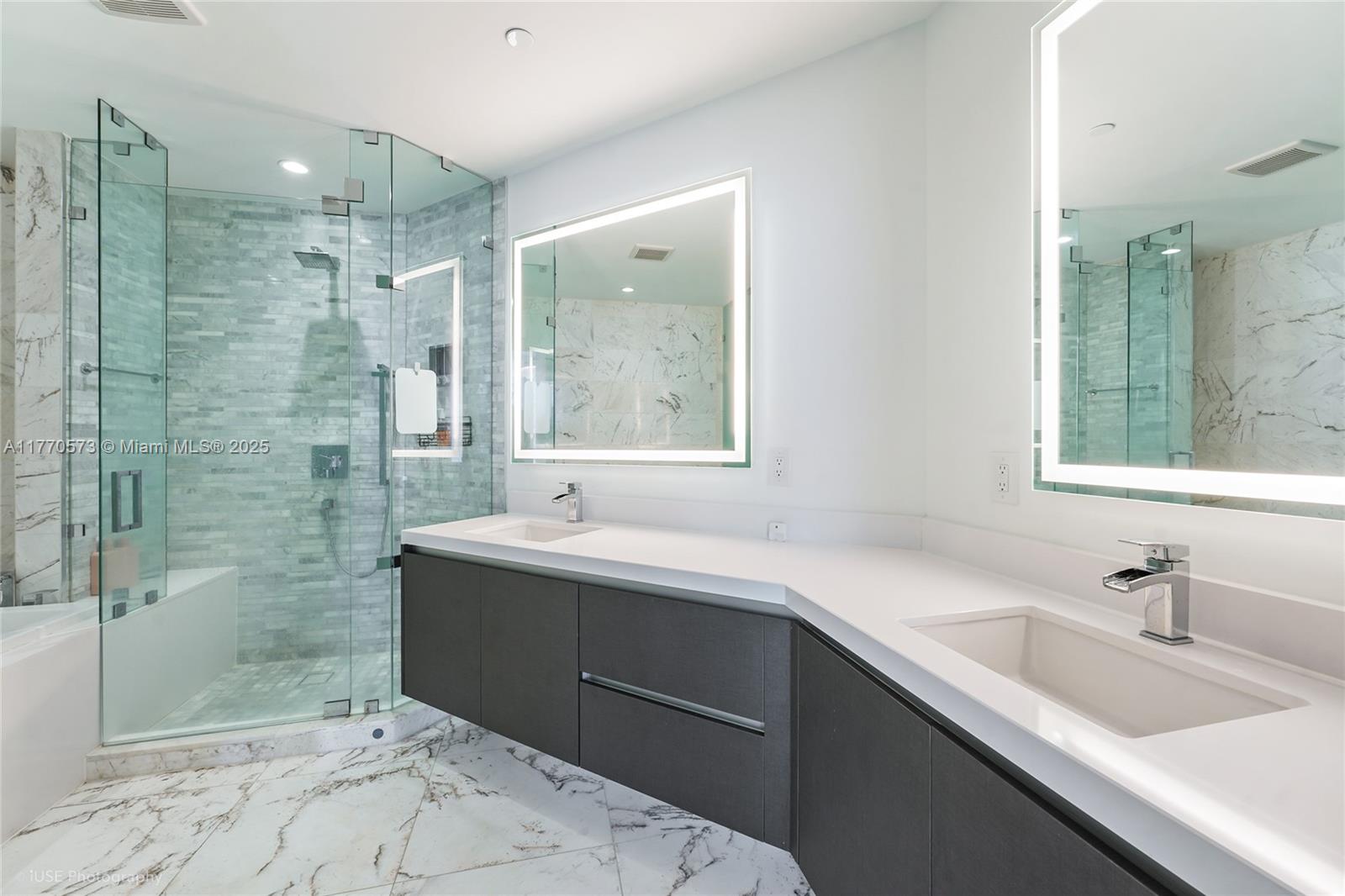 851 NE 1st Ave #3805, Miami FL 33132