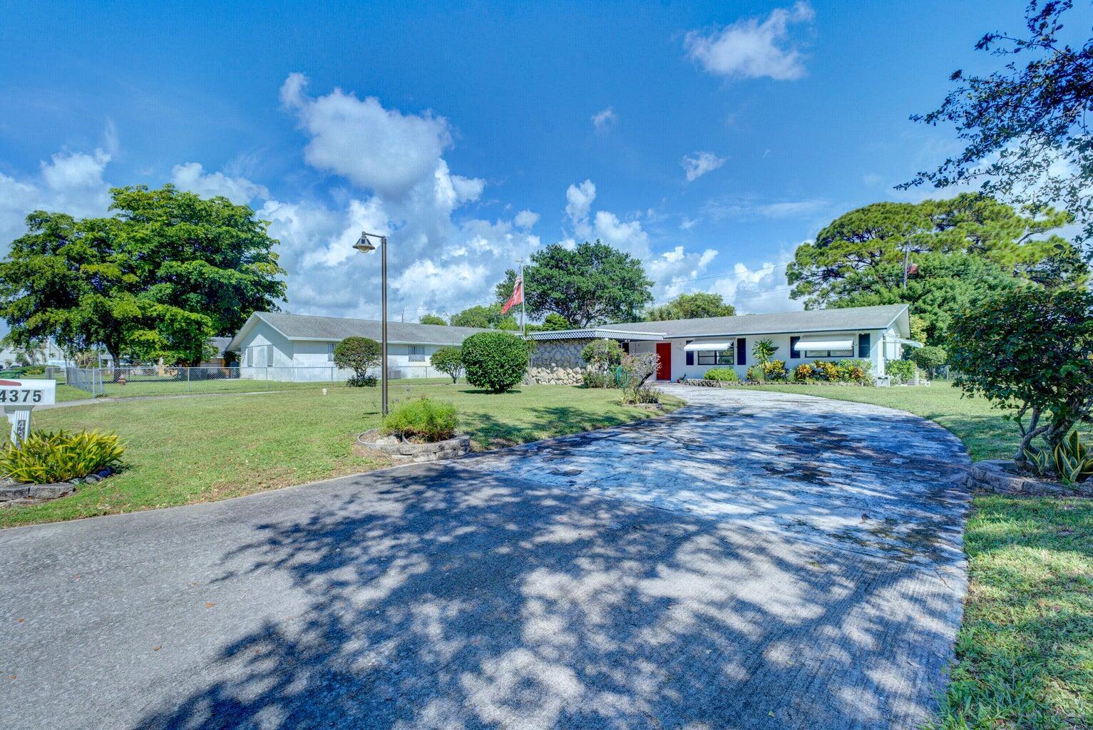 4375 Forest Lane Palm Springs FL 33406 | R11074975