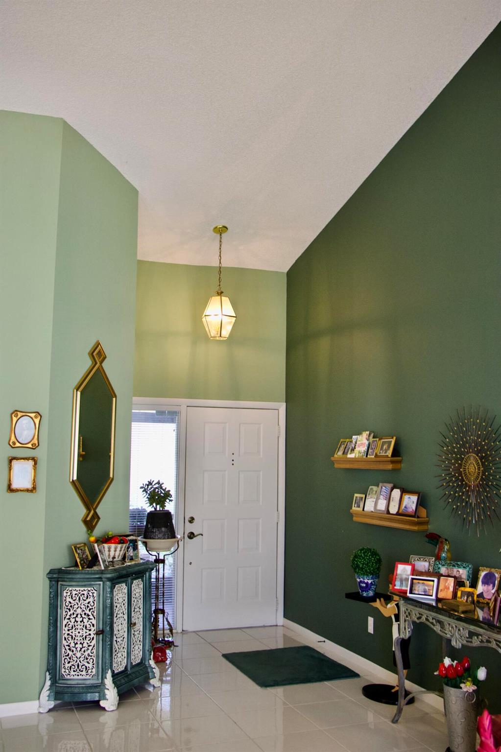 Homes for sale in Boynton Beach, FL | 8304 Waterline Dr #103, Boynton Beach, FL 33472 | MLS# R11074972