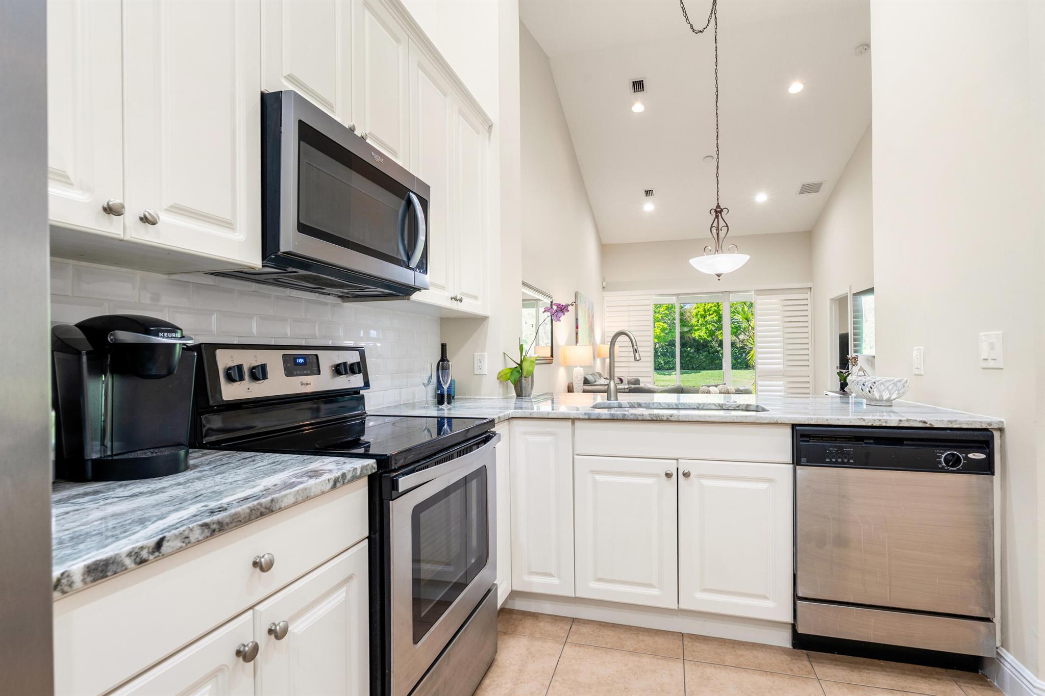 Homes for sale in Vero Beach, FL | 4325 Cross Court, Vero Beach, FL 32967 | MLS# R11075081