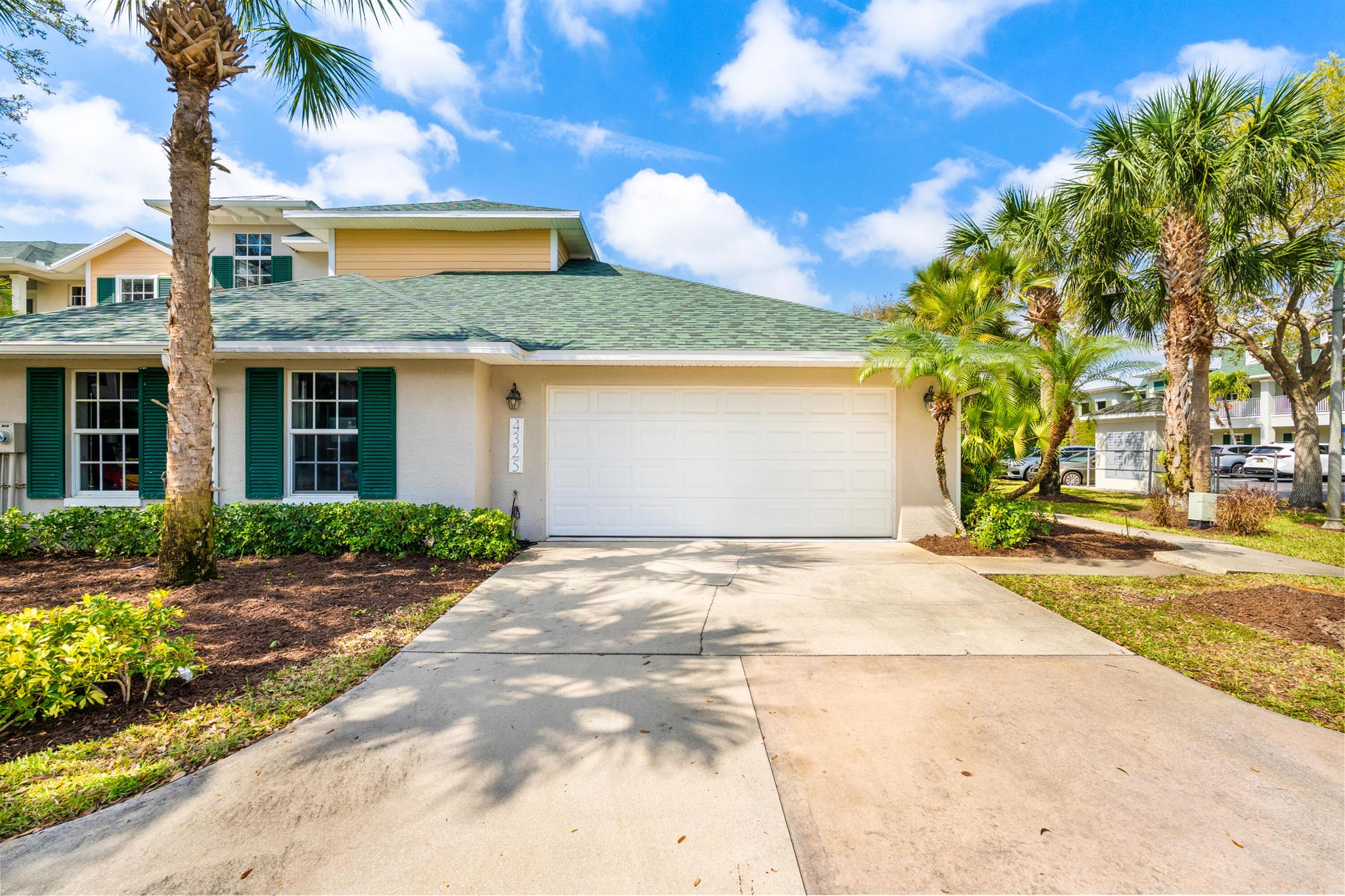 Homes for sale in Vero Beach, FL | 4325 Cross Court, Vero Beach, FL 32967 | MLS# R11075081