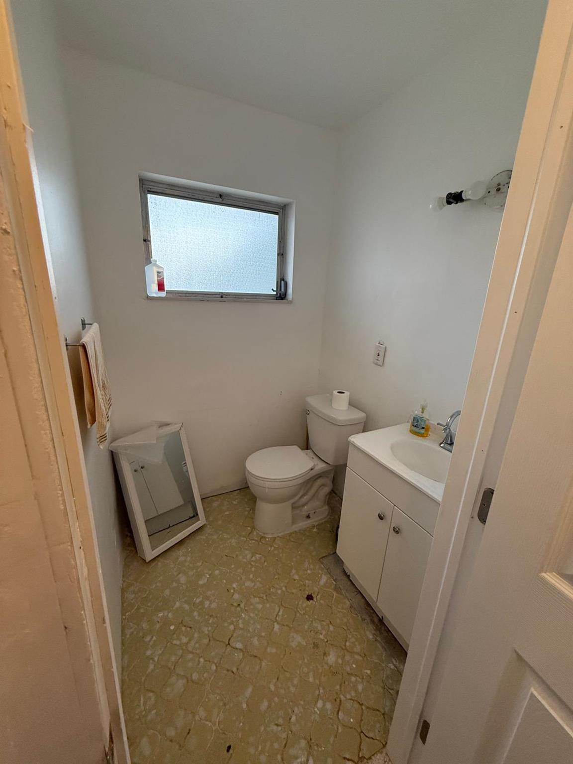 Homes for sale in West Palm Beach, FL | 2739 Dudley Dr W #C, West Palm Beach, FL 33415 | MLS# R11075085