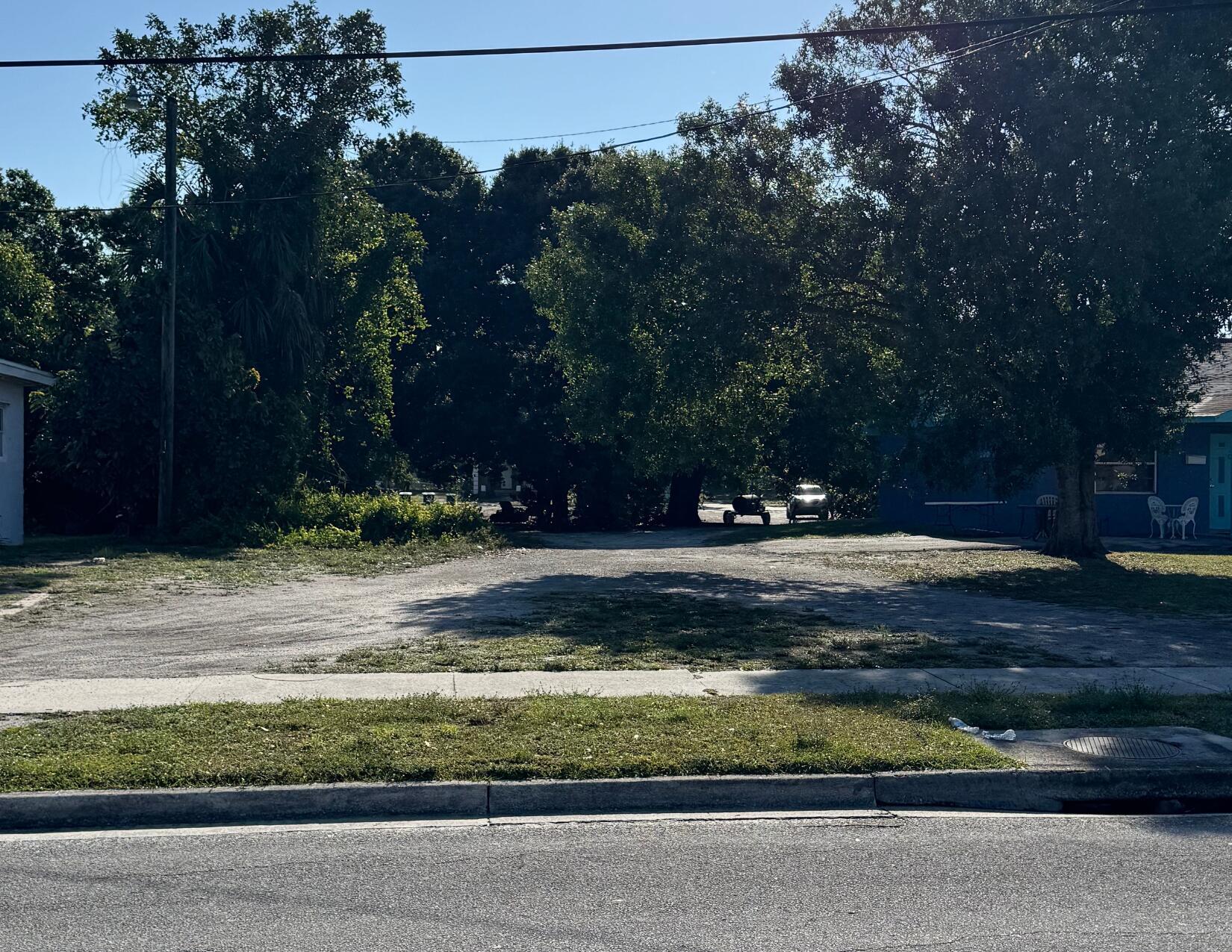 Homes for sale in Fort Pierce, FL | 19 N St Street, Fort Pierce, FL 34946 | MLS# R11075096