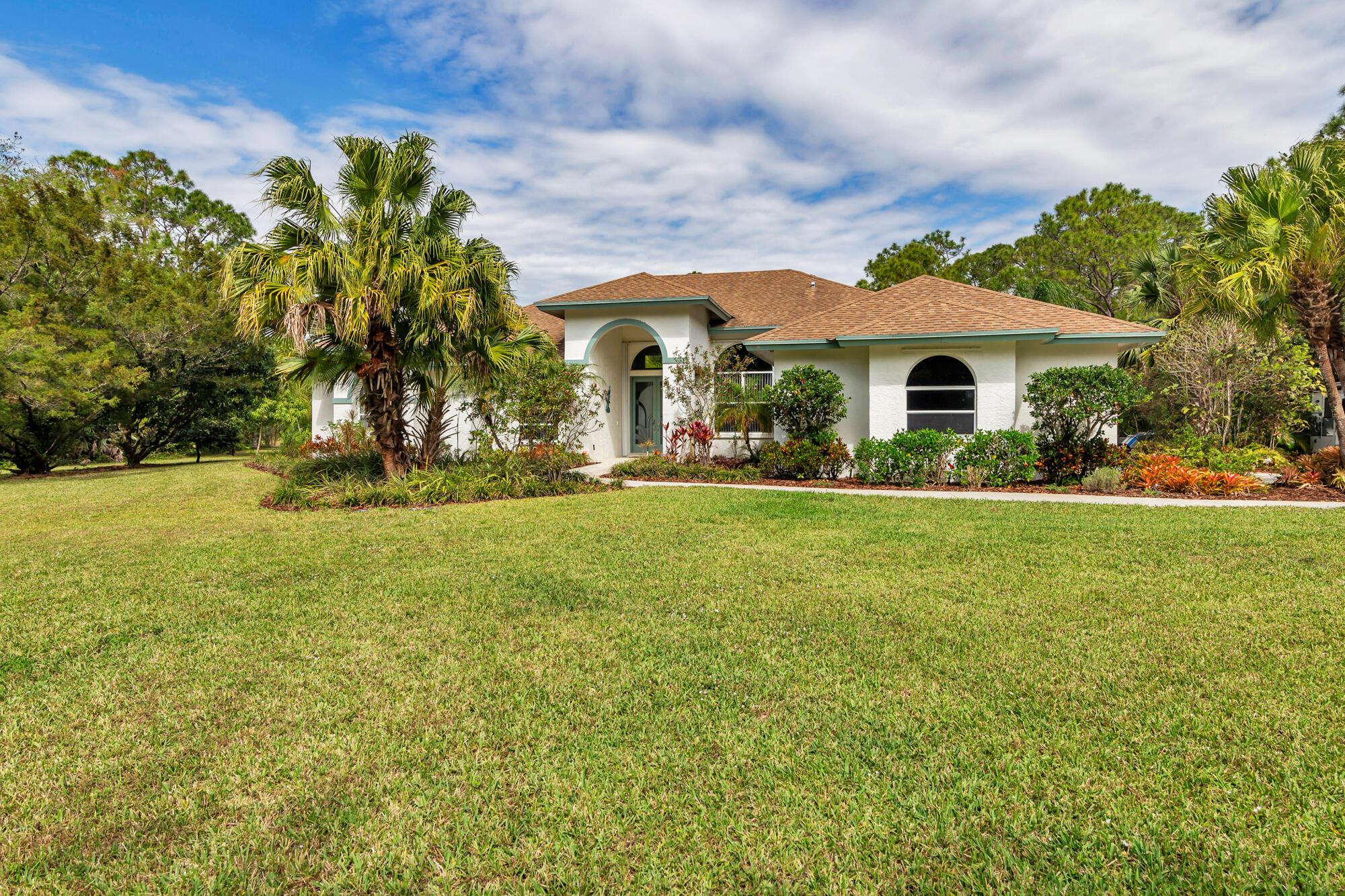 12817 Mallard Creek Drive Palm Beach Gardens FL 33418 | R11075118